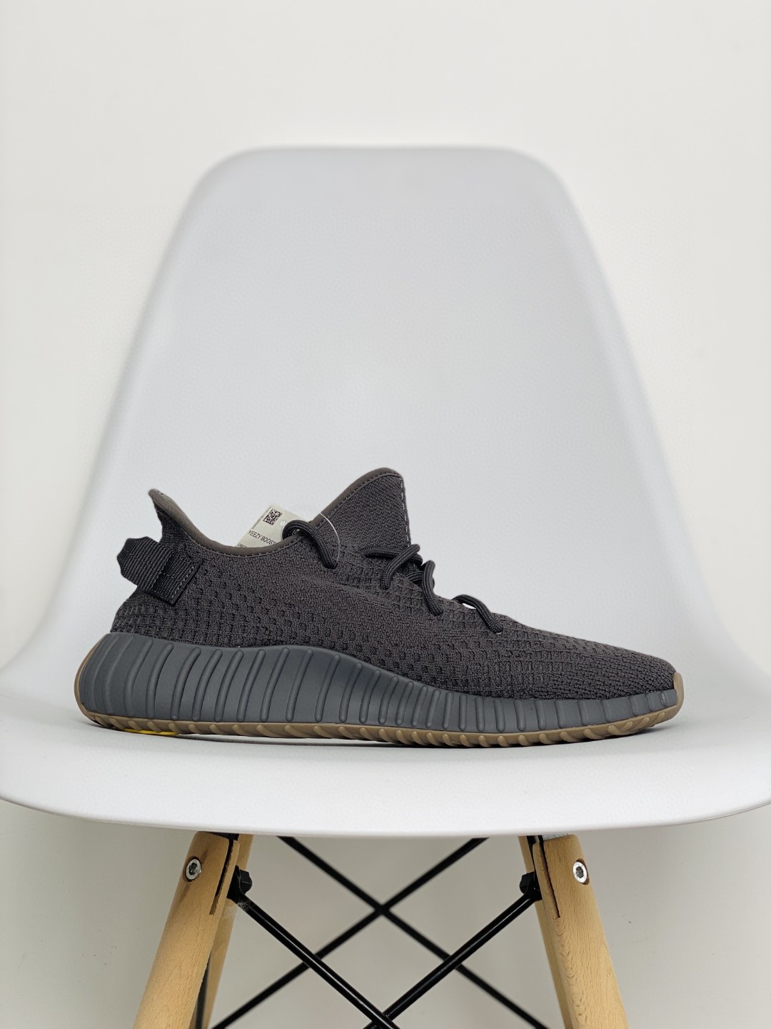 adidas originals Yeezy Boost 350 V2 Cinder Reflective 黑生胶 侧透满天星 低筒 休闲鞋 运动鞋 男鞋 女鞋 FY4176-2020