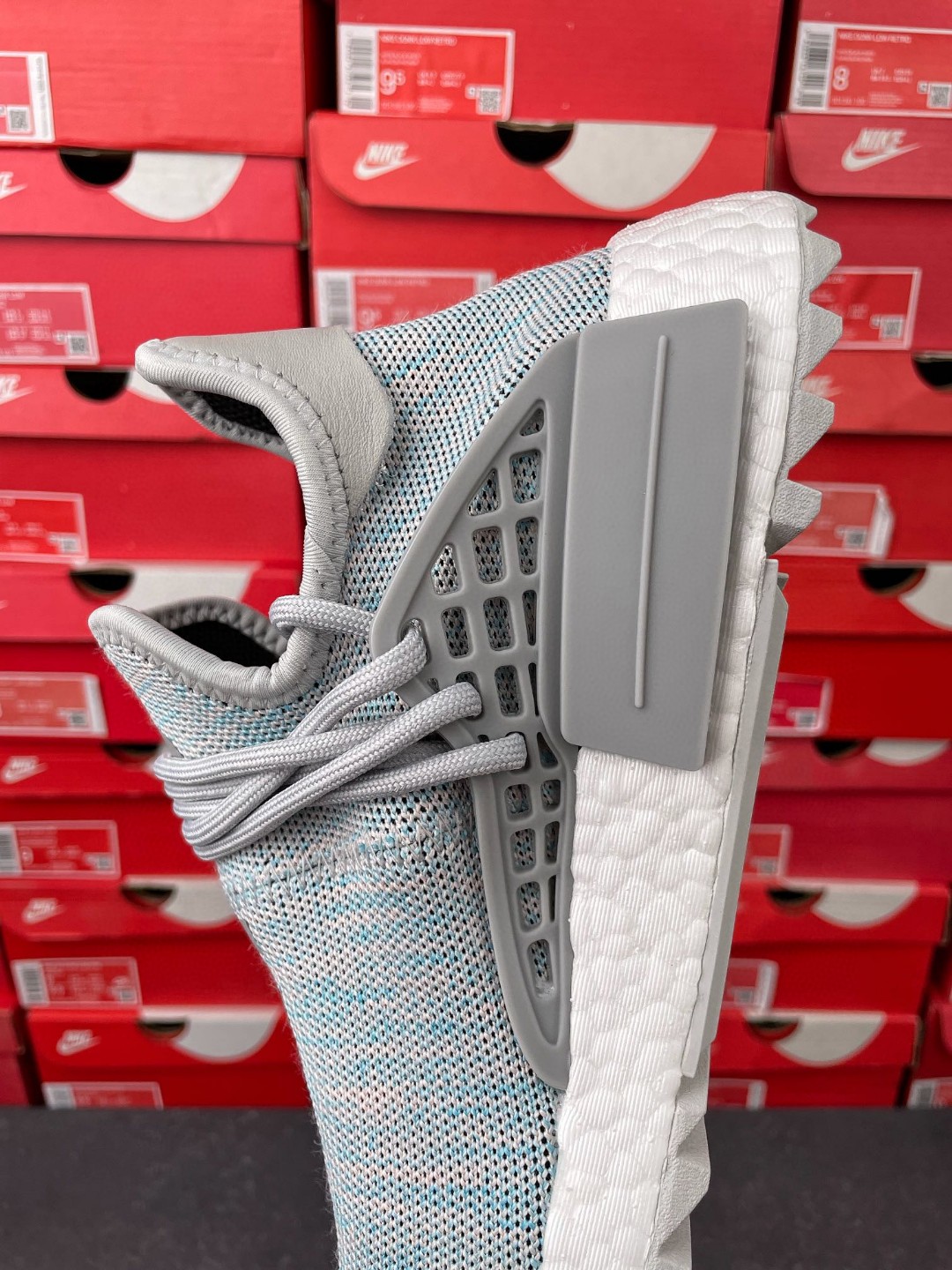 Pharrell Williams x adidas originals NMD HU Human 菲董联名 灰蓝色 低筒 运动鞋 休闲鞋 男鞋女鞋 