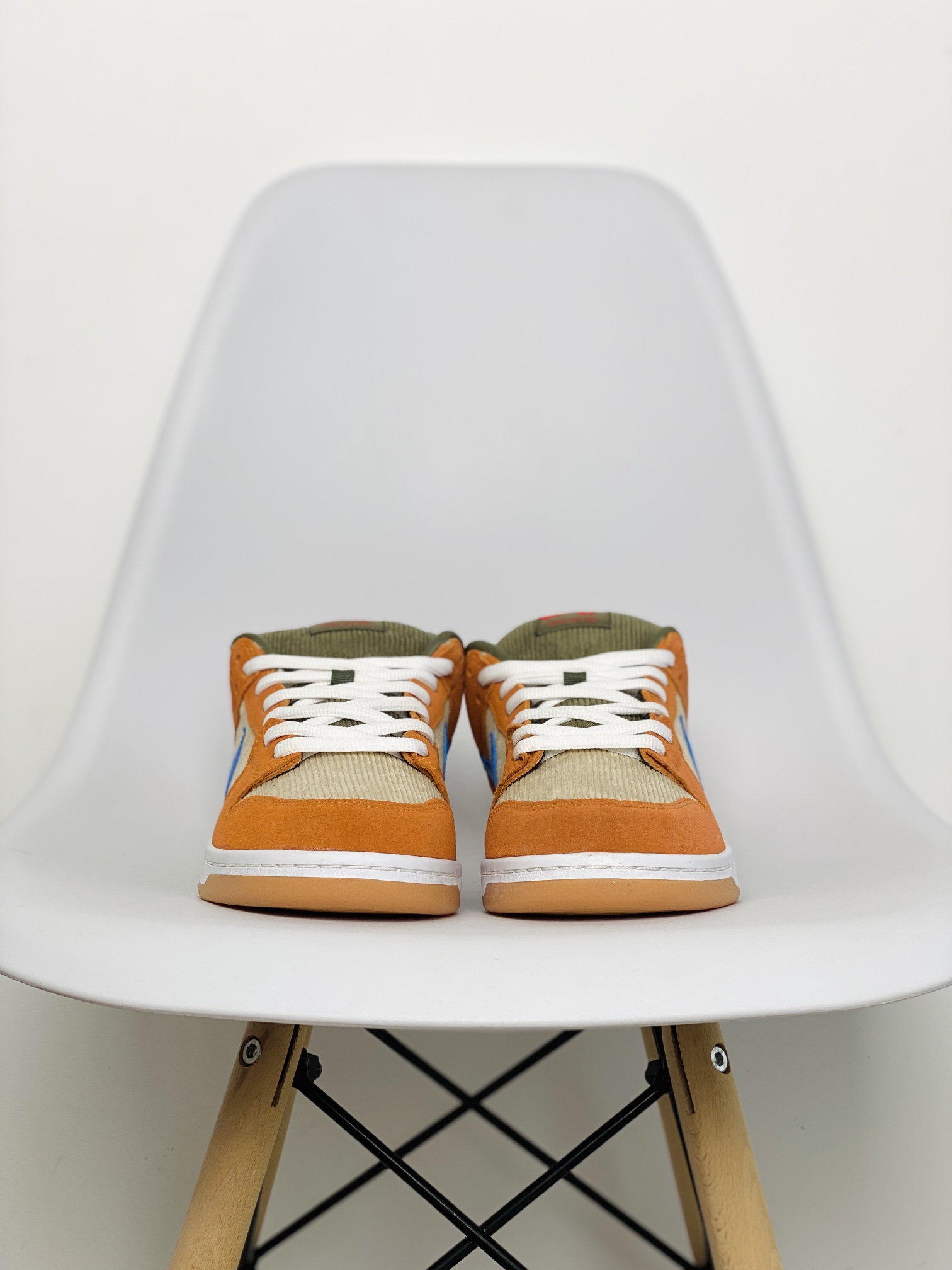 dunk Low Corduroy 卡其棕 灯芯绒 低筒 复古板鞋 休闲鞋 男鞋 女鞋 BQ6817-201