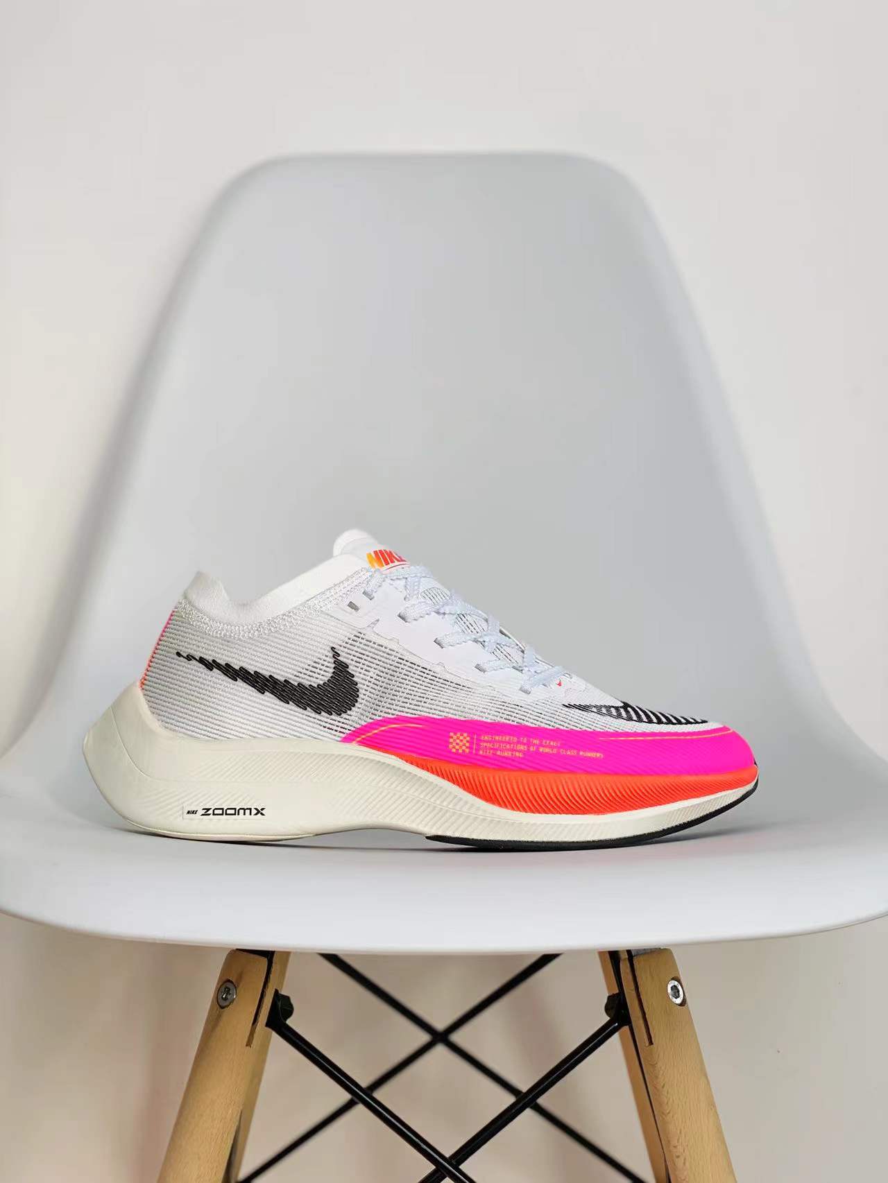 zoomX Vaporfly Next% 2 白粉 低筒 减震防滑 运动鞋 跑步鞋 男鞋 女鞋 DJ5457-100