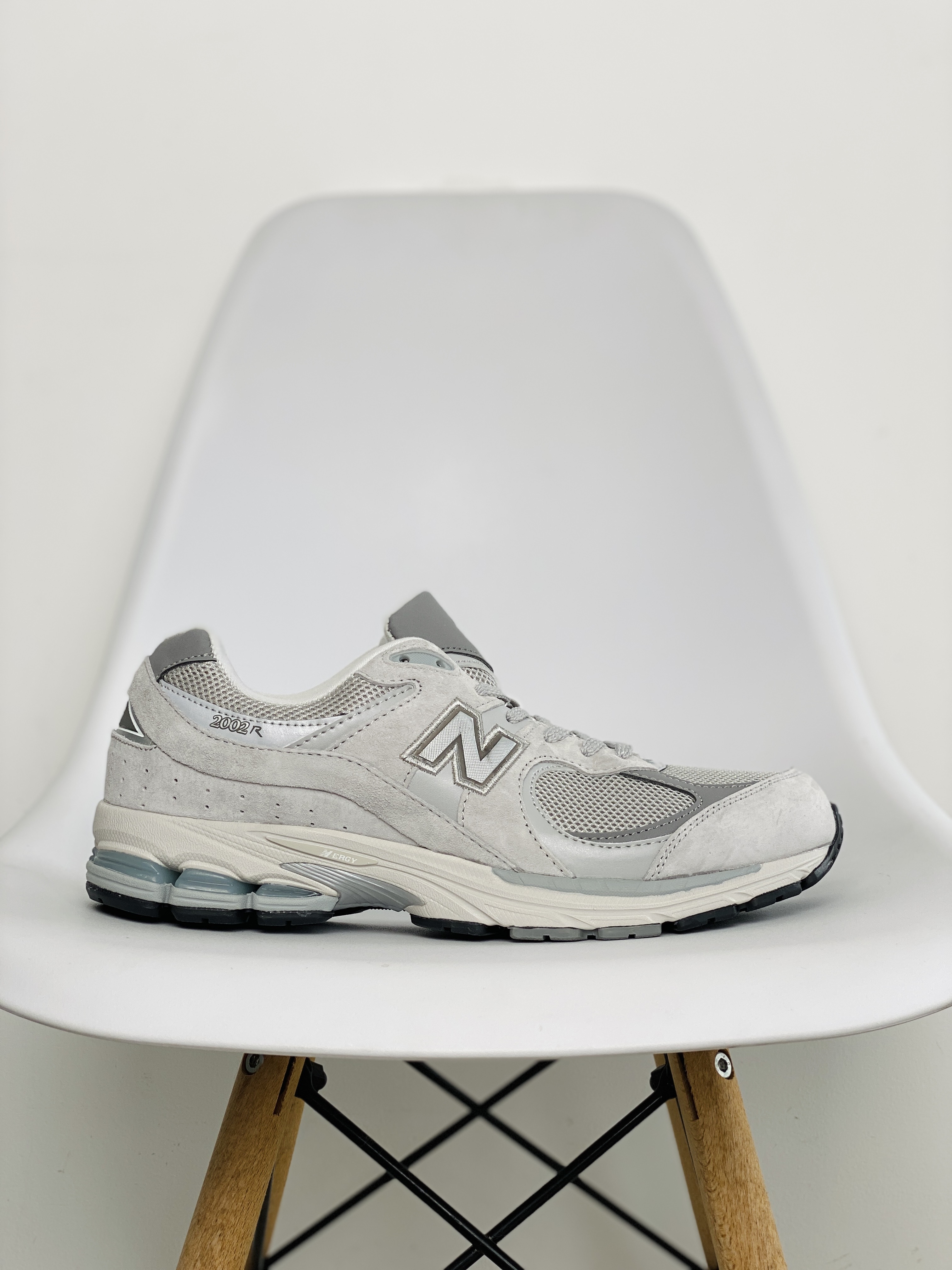 New Balance 2002R 灰色  低筒 跑步鞋 运动鞋 休闲鞋 男鞋 女鞋  ML2002R0