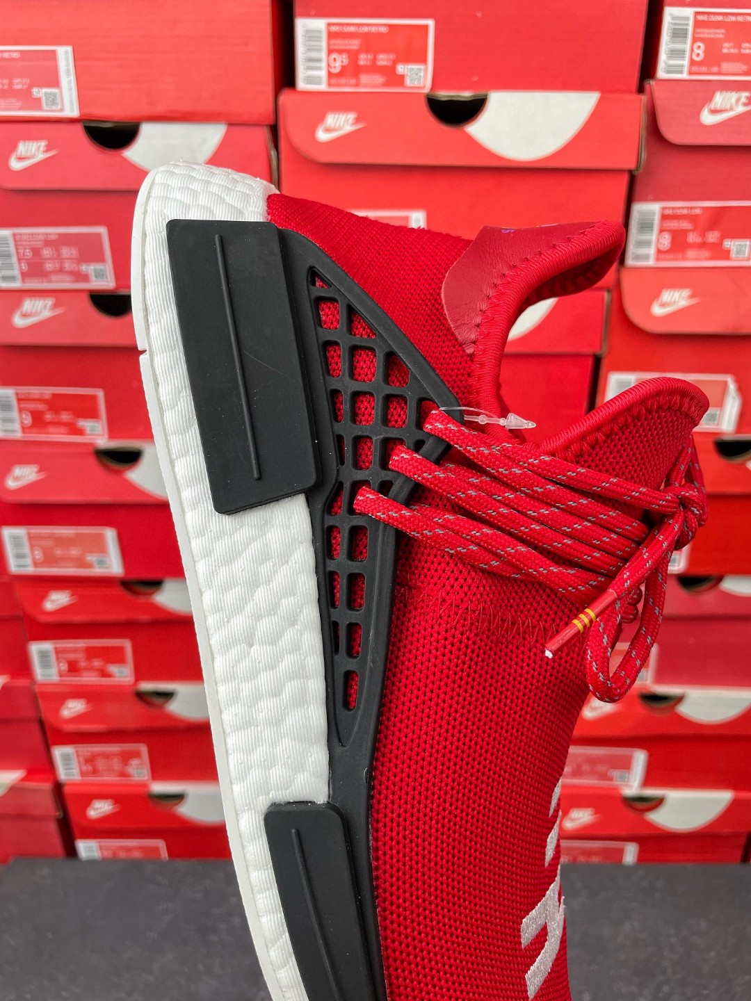 Pharrell Williams x adidas originals NMD HU Human Race Scarlet 菲董联名 红白 低筒 运动鞋 休闲鞋 男鞋女鞋 BB0616