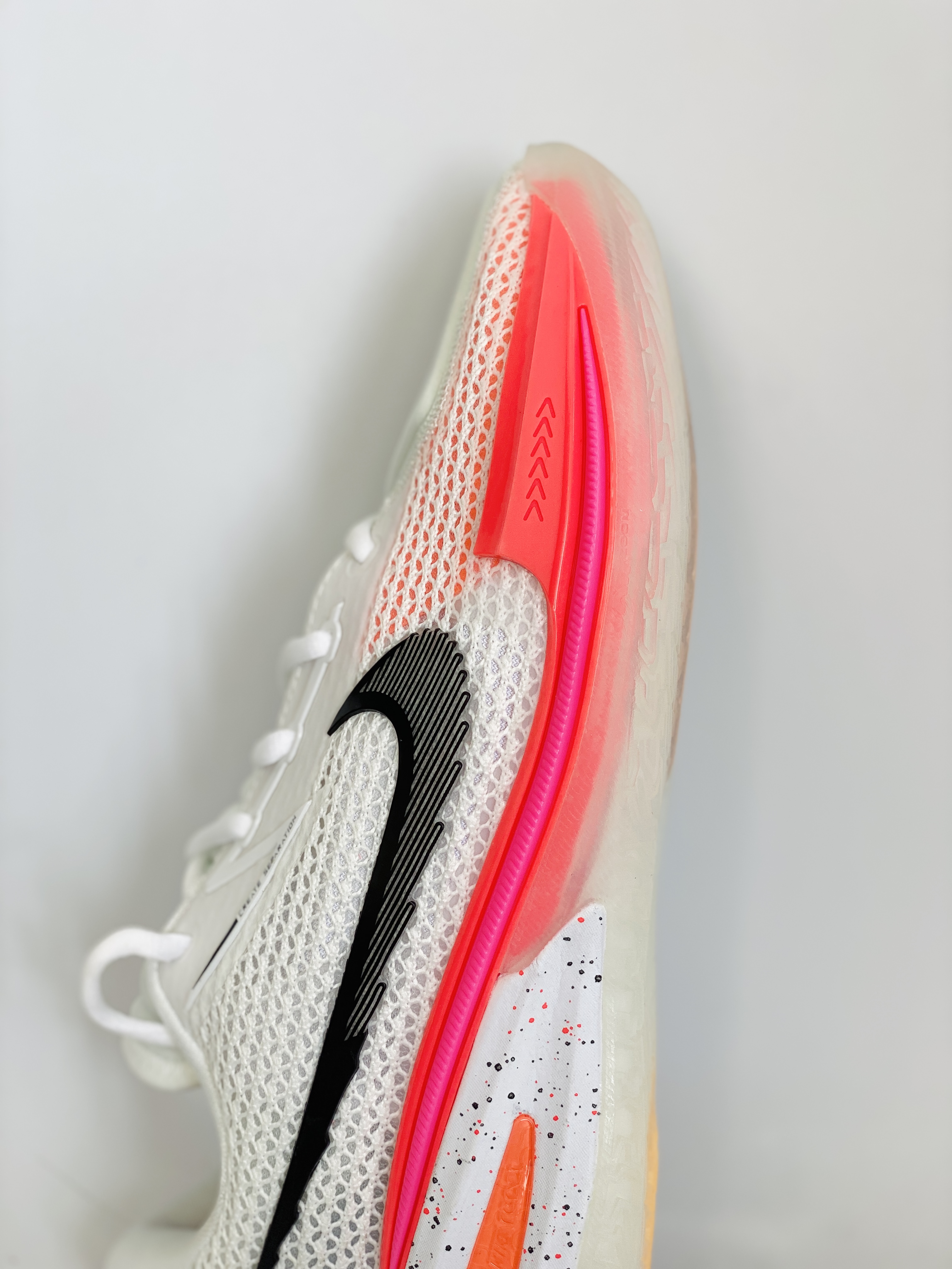 外贸 GT Cut 水蜜桃 低筒 篮球鞋 球鞋 实战鞋 全掌气垫 TPU抗扭 男鞋 CZ0176-106