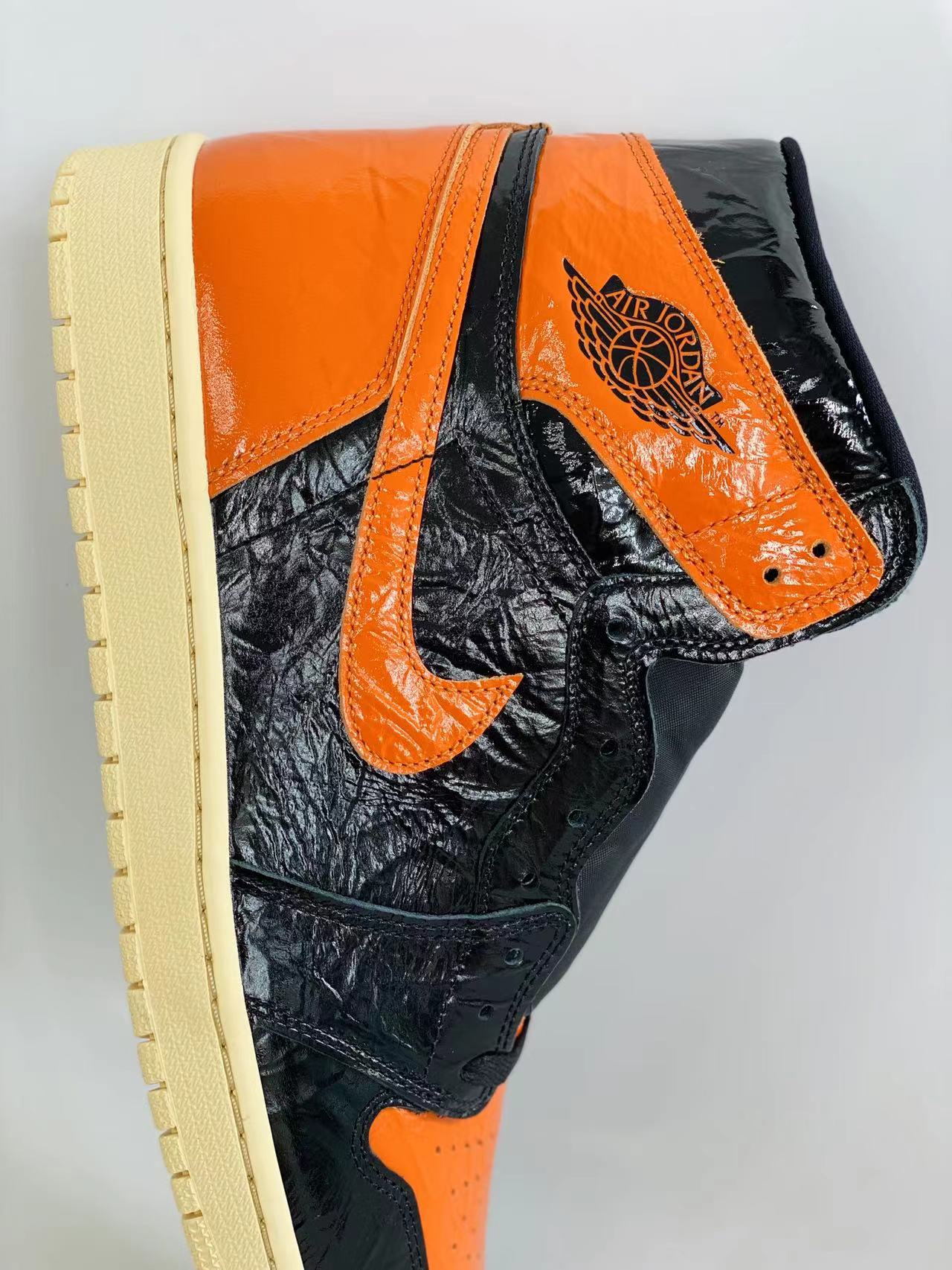 Air Jordan 1 AJ1 Retro OG 豬油扣碎 高筒 休闲鞋 男鞋 板鞋  555088-028