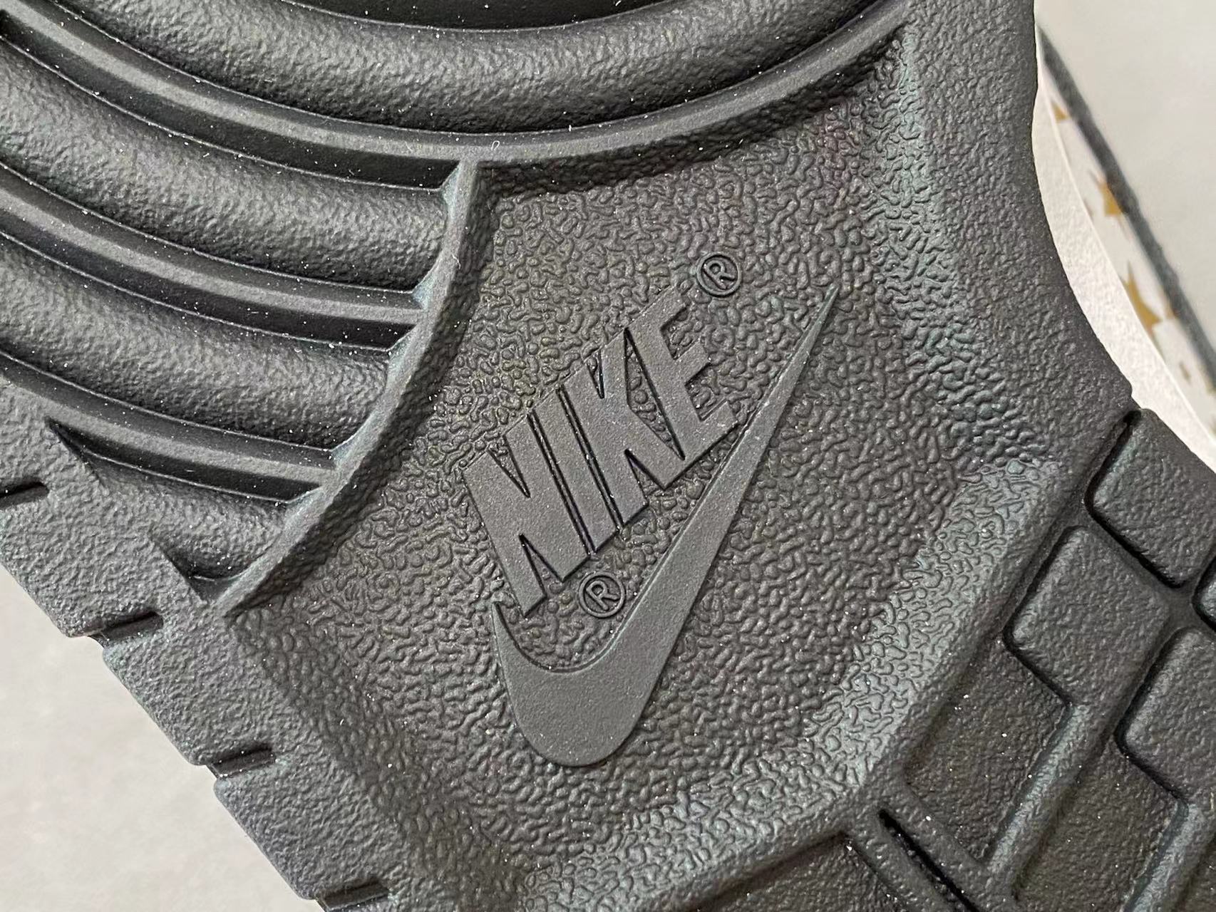  Supreme x SB Dunk Low Black Stars 联名 白金黑 低筒 复古板鞋 休闲鞋 男鞋 女鞋 DH3228-102