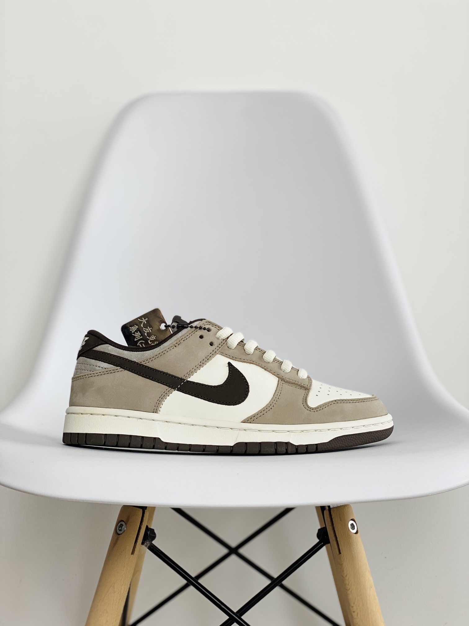 Otomo Katsuhiro Dunk Low "Steamboy OST" 大友克洋 白棕摩卡 低筒 复古板鞋 休闲鞋 男鞋 女鞋  LF0039-002