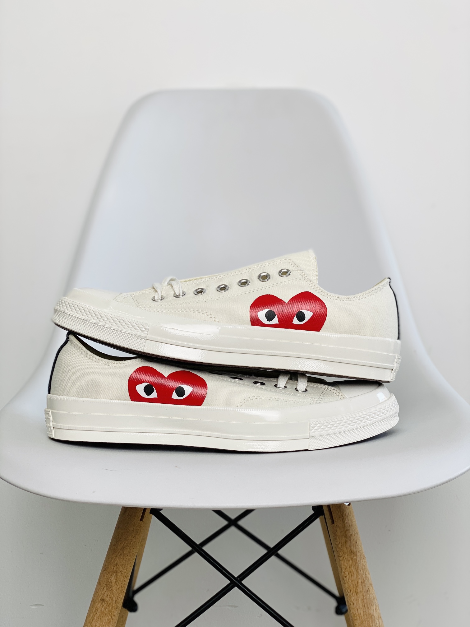 CDG Converse Chuck Taylor All Star 1970S 白色 川久保玲 爱心联名款  低筒 帆布鞋 板鞋 休闲鞋  男鞋 女鞋 150207C