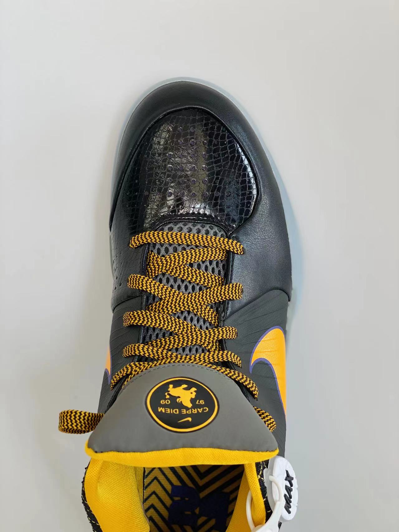  滅世純原 KOBE4 Protro Carope Diem 及时行乐 低筒  科比 4  篮球鞋 实战鞋 球鞋 男鞋 订制