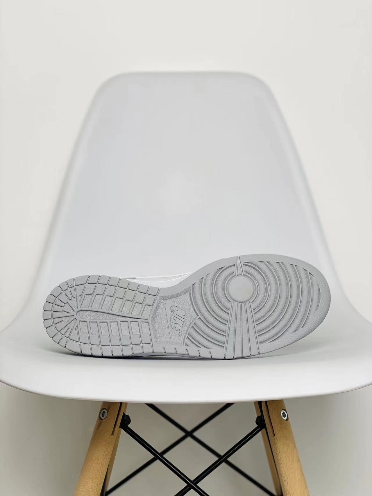  dunk Low Retro 白灰 低筒 复古板鞋 休闲鞋 男鞋 女鞋  DJ6188-001