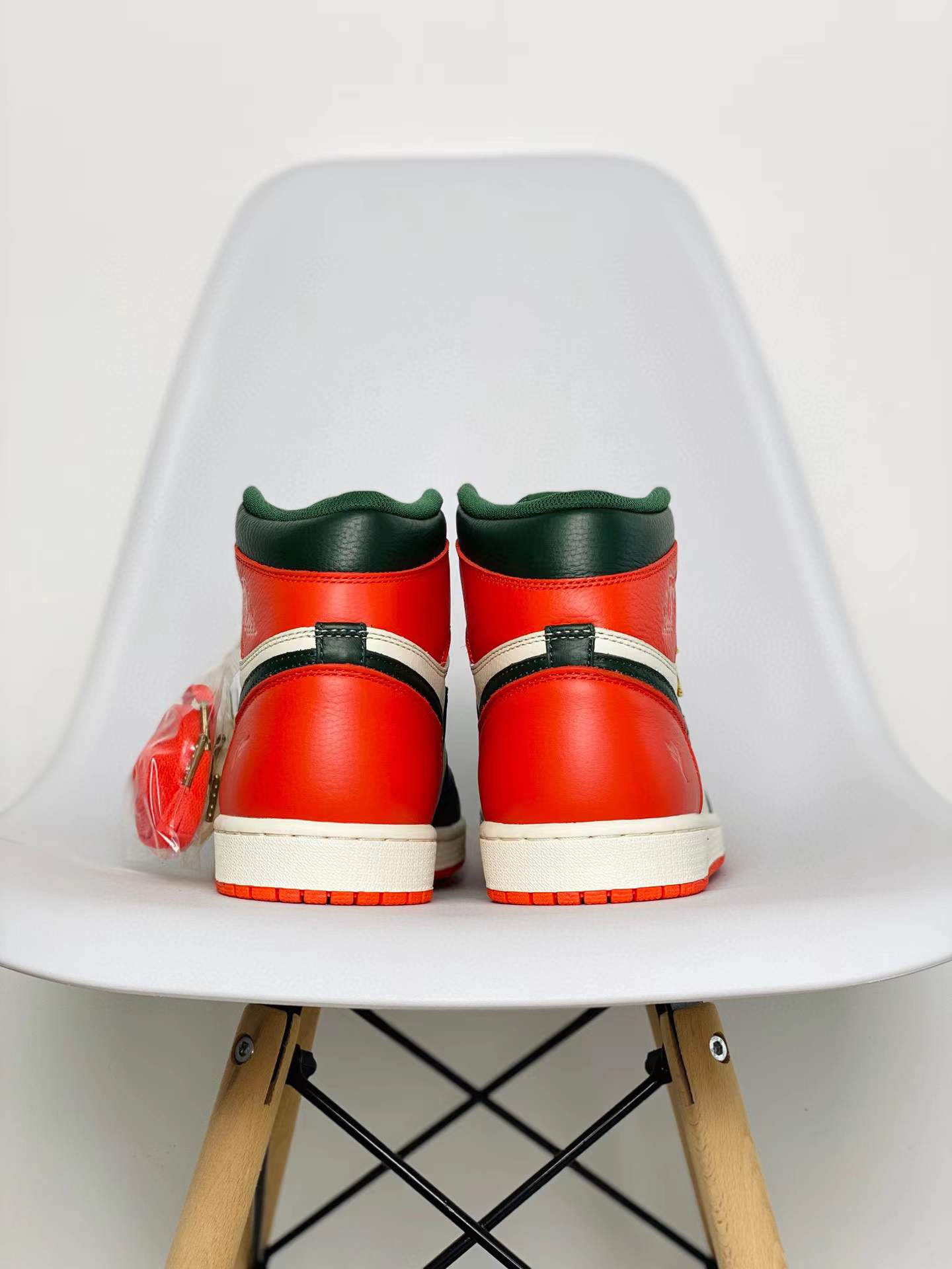 SoleFly Air Jordan 1 AJ1 Retro  OG 扣碎 橙色 篮球鞋 高筒 休闲鞋 男鞋 板鞋 AV3905-138