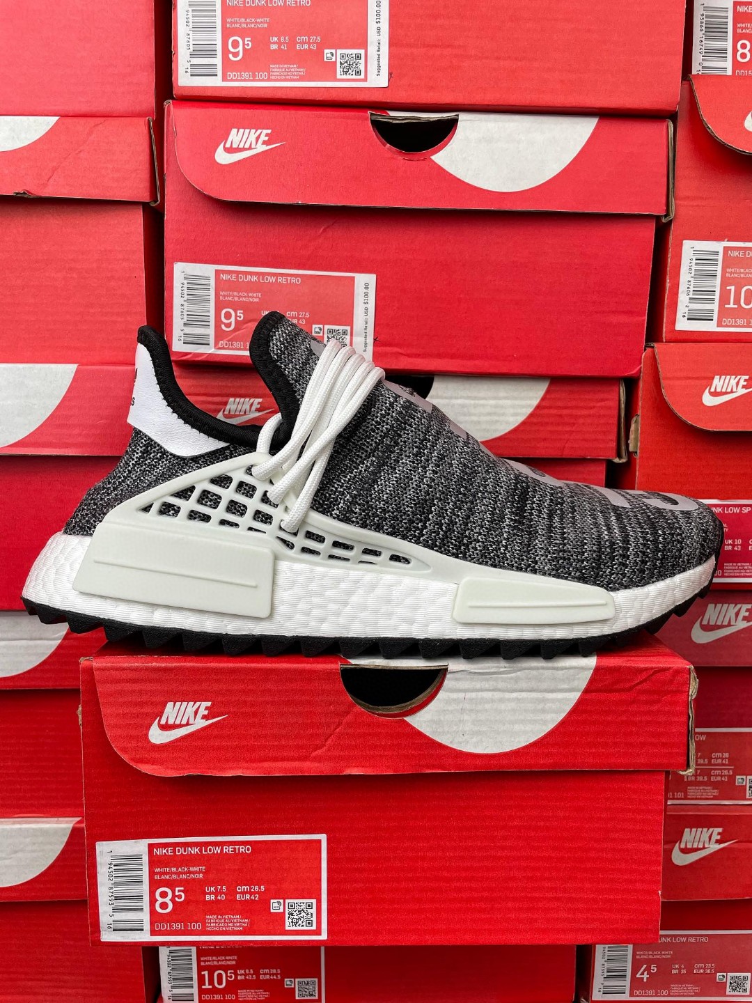 Pharrell Williams x adidas originals NMD HU Human Race Oreo 菲董联名 黑白 低筒 运动鞋 休闲鞋 男鞋女鞋 AC7359