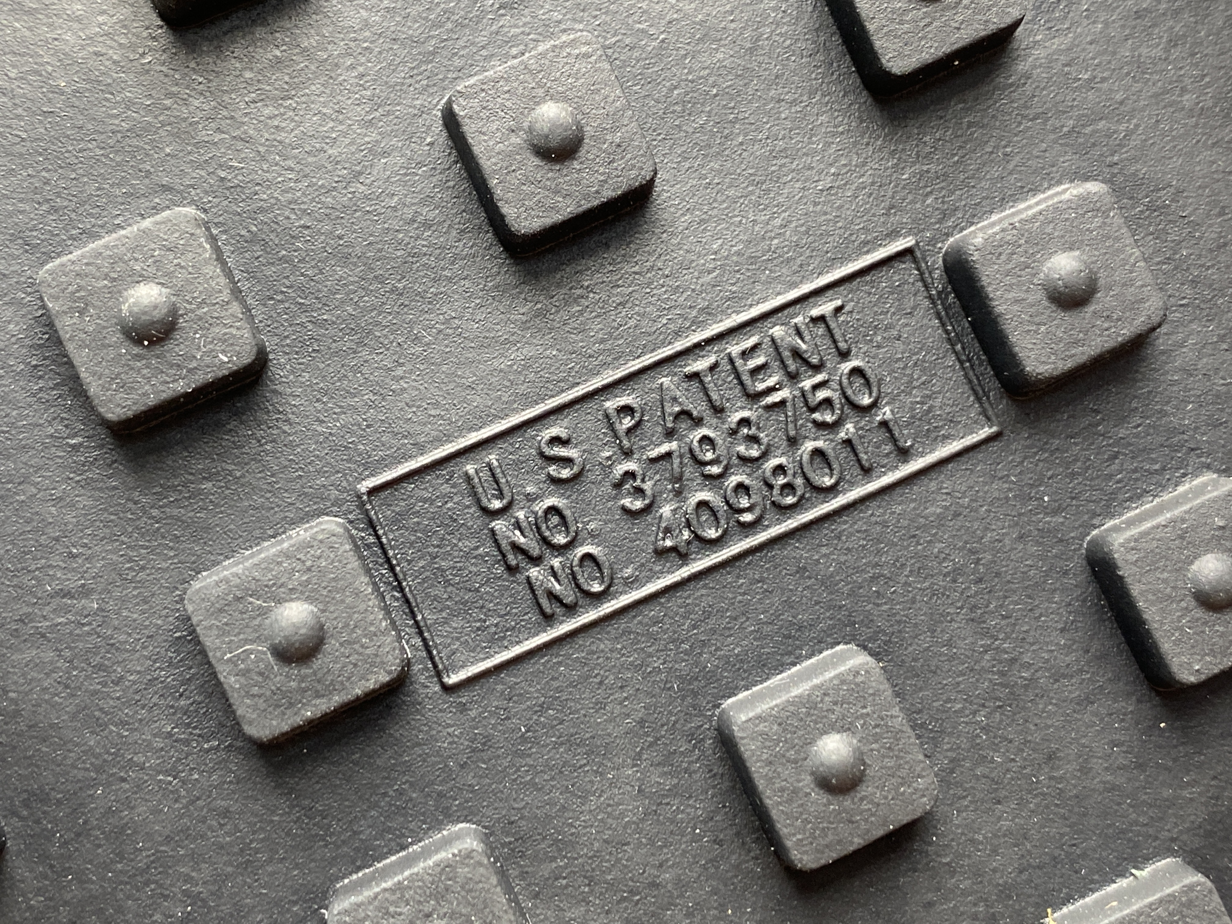 Sacai  LVD Waffle 黃綠 低筒 双勾 华夫 复古时鞋 休闲鞋 透气网面 运动鞋 男鞋厚底 女鞋增高BV0073-300