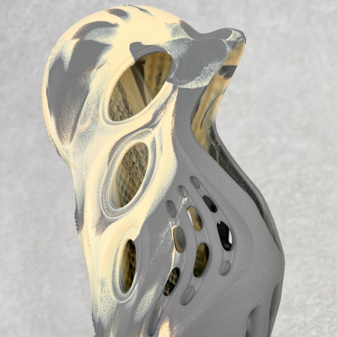 adidas originals Yeezy Foam Runner 迷彩 低筒 洞洞鞋 休闲鞋 拖鞋 童鞋 GX8507