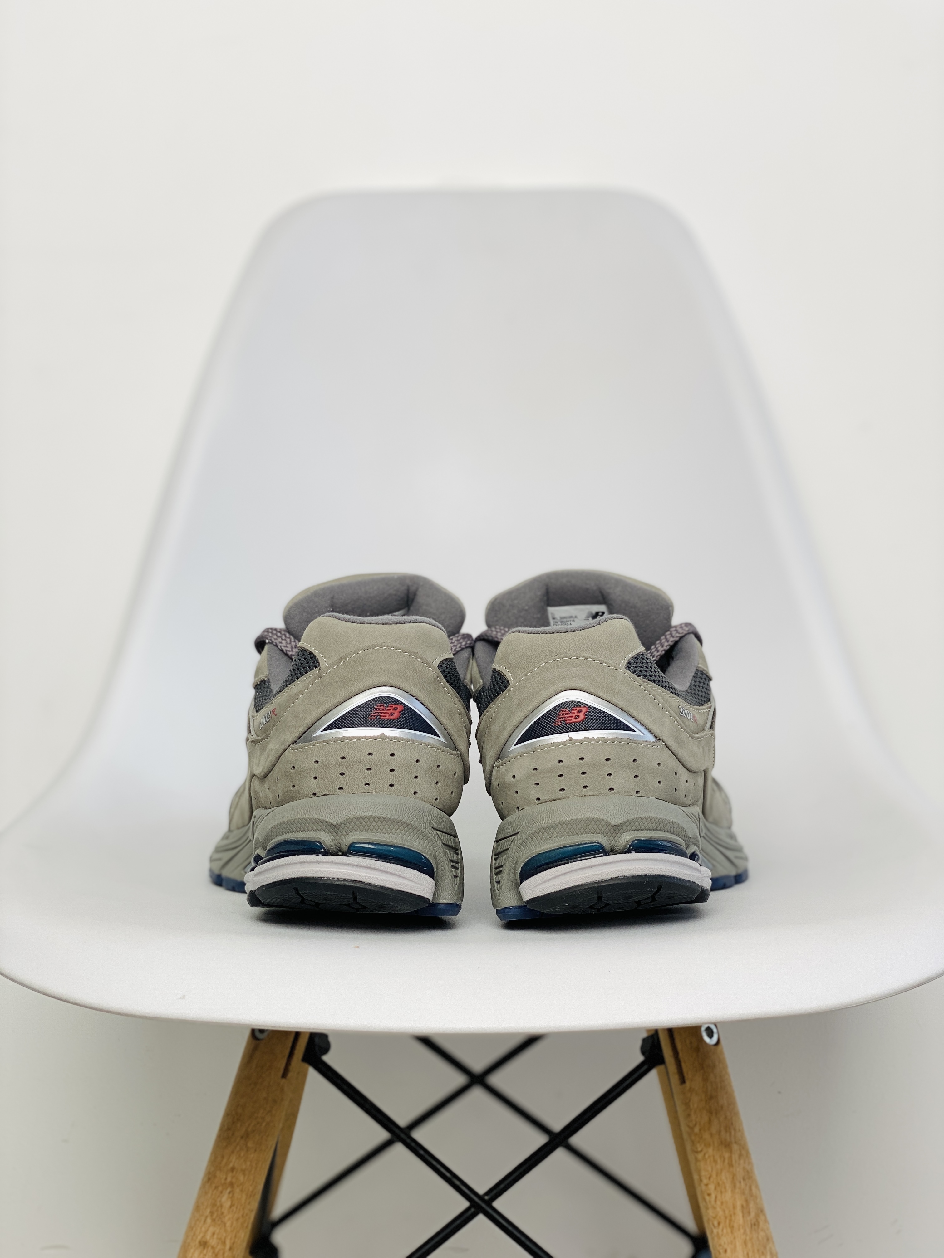 新版 New Balance 2002R  经典灰 军绿灰  低筒 跑步鞋 运动鞋 休闲鞋 男鞋 女鞋 ML2002RA