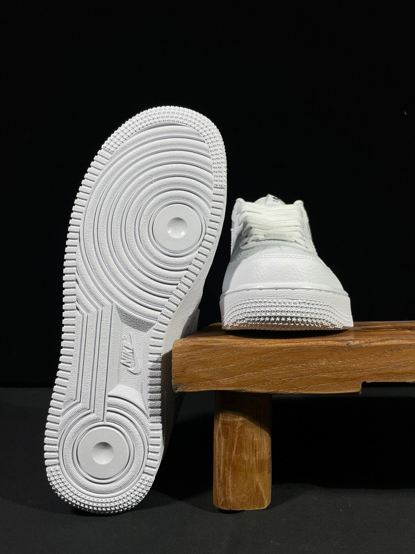 Air Force 1 Low ESS White Paisley 變異蟲 腰果花 灰色  低筒 空军一号 休闲鞋 板鞋 男鞋 女鞋 DJ9942-100