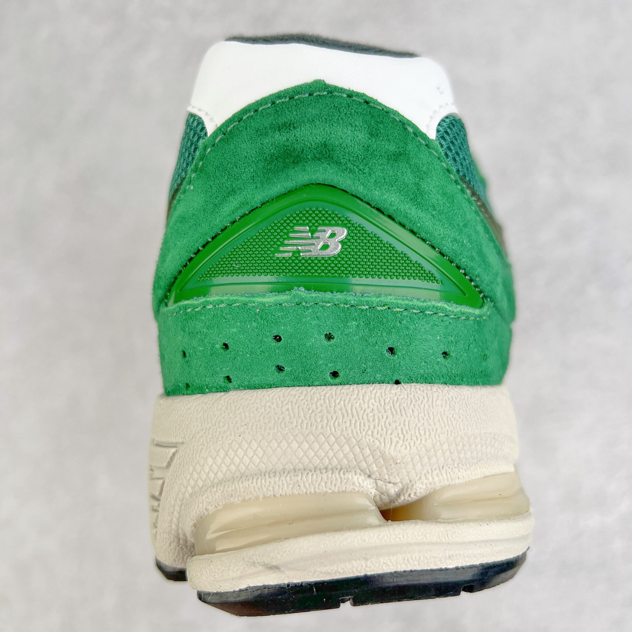 New Balance 2002R 绿色 低筒 跑步鞋 运动鞋 休闲鞋 男鞋 女鞋 M2002RHB