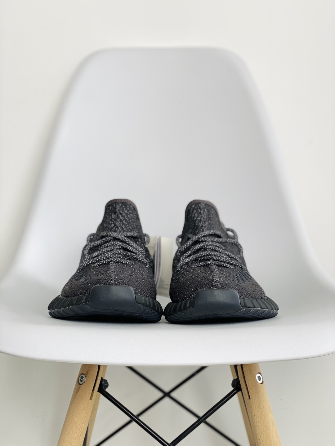 adidas originals Yeezy Boost 350 V2 Black 黑天使 低筒 休闲鞋 运动鞋 男鞋 女鞋 FU9006