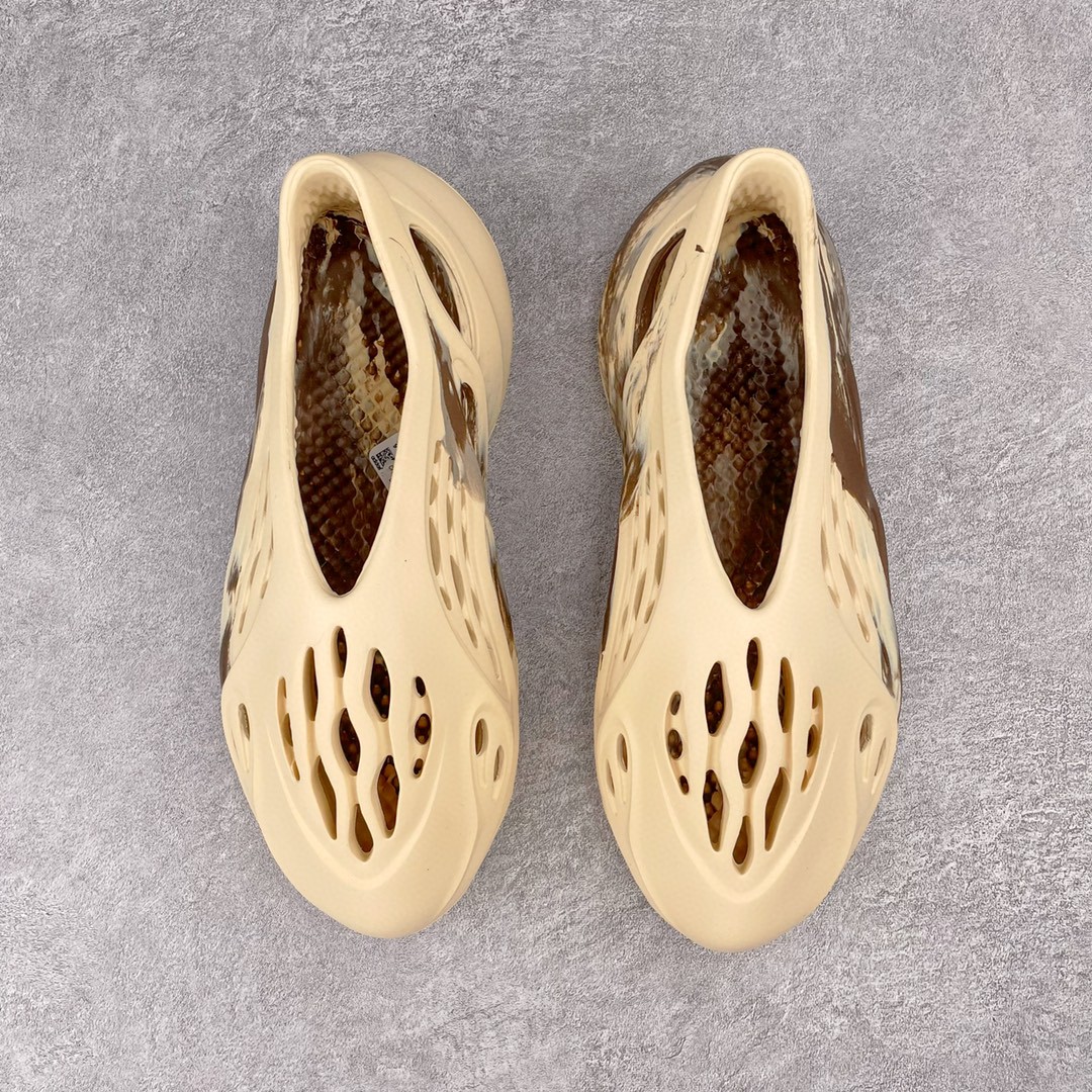 adidas originals Yeezy Foam Runner MX Cream Clay 奶油黏土 油画 运动凉鞋 洞洞鞋 拖鞋 室内室外拖 男鞋 女鞋 GX8774