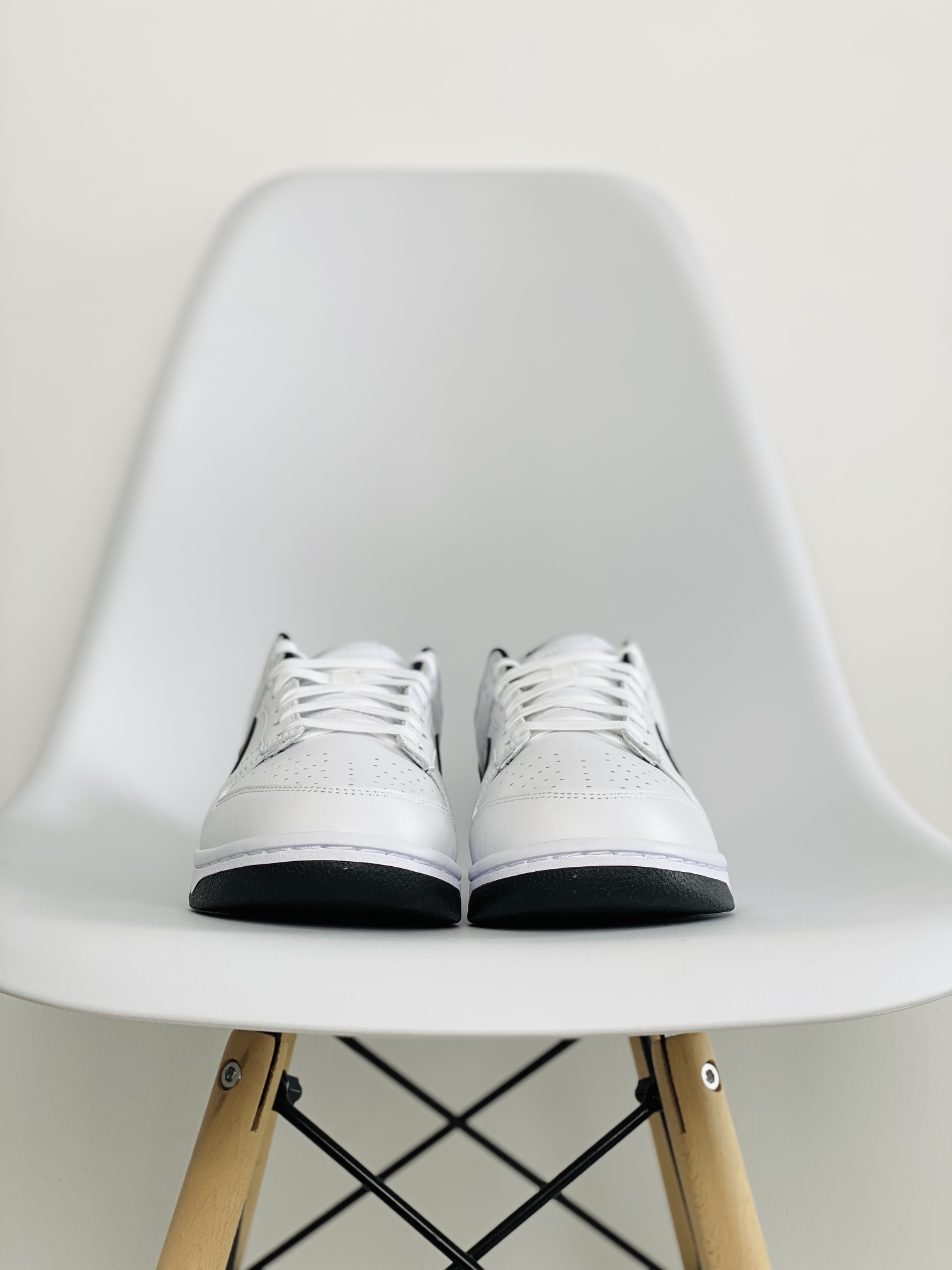 dunk Low Reverse Panda 白黑 反转熊猫 低筒 复古板鞋 休闲鞋 男鞋 女鞋  DD1503-113