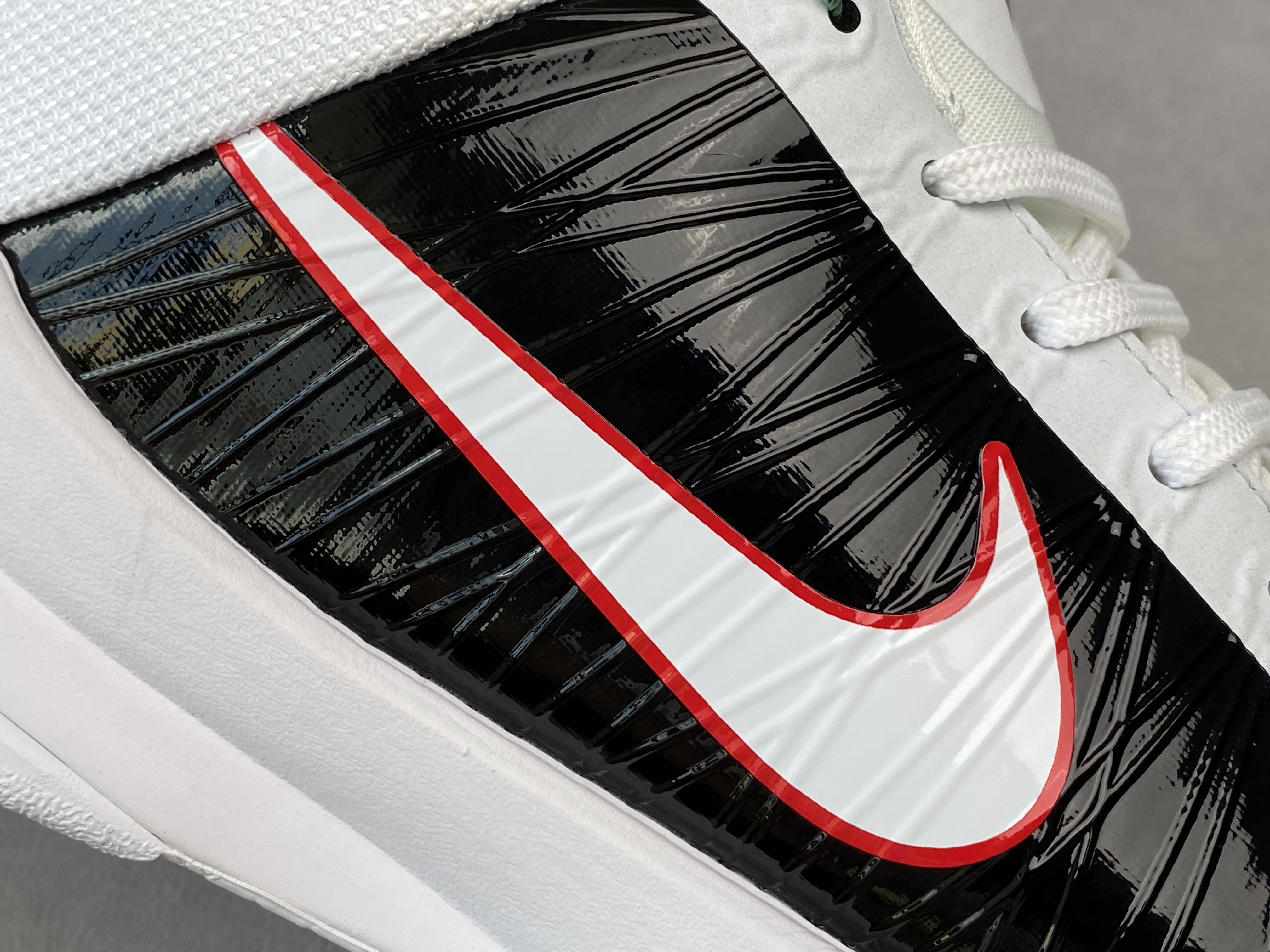 S2外貿 KOBE5 Bruce Lee Alt 黑白 李小龙  低筒 前掌气垫 球鞋 籃球鞋 實戰鞋  真碳板 男鞋CD4991-101