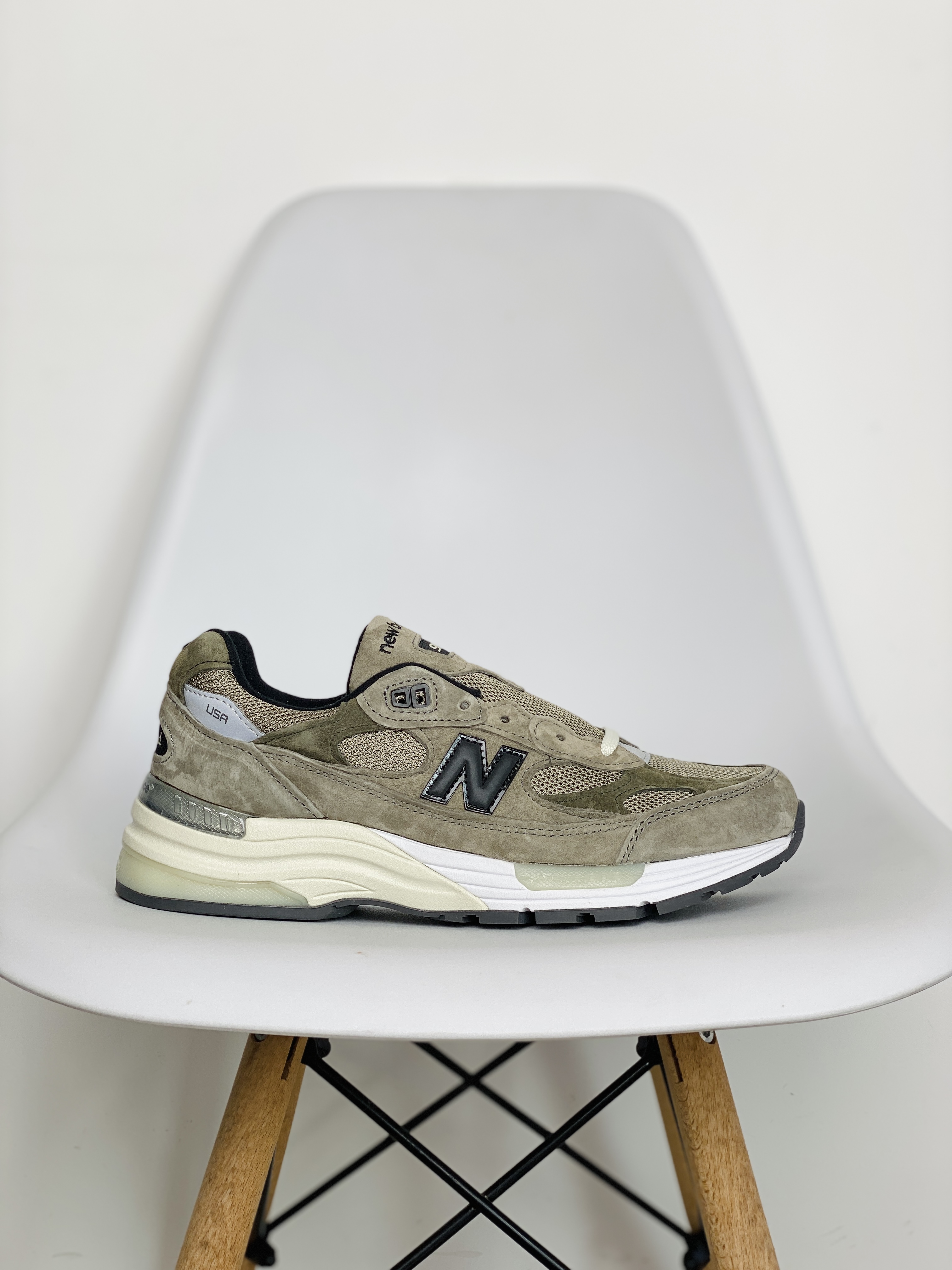 JJJJound New Balance 992 灰色 低筒 复古跑鞋 休闲鞋 运动鞋 男鞋 女鞋 M992J2