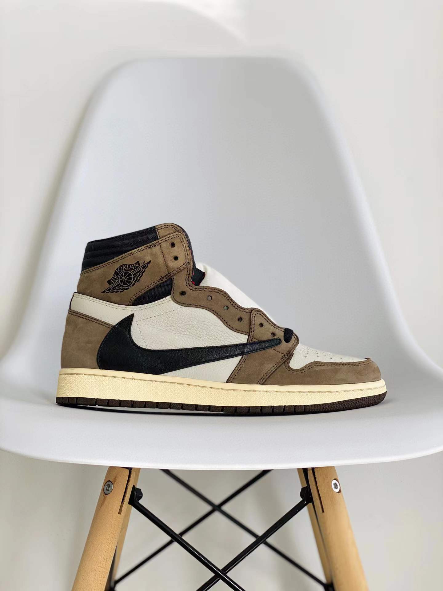 Travis Scott Air Jordan 1 AJ1 Retro OG  TS SP 倒钩 鬼脸 篮球鞋 高筒 休闲鞋 女鞋 男鞋 板鞋  CD4487-100