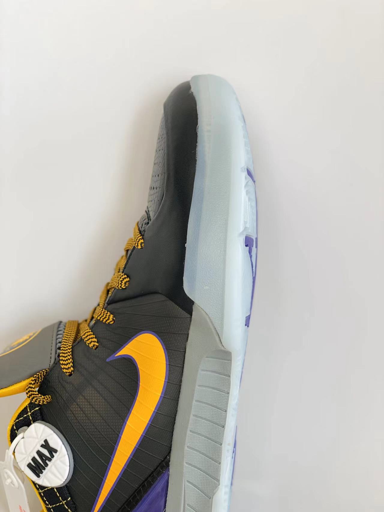  滅世純原 KOBE4 Protro Carope Diem 及时行乐 低筒  科比 4  篮球鞋 实战鞋 球鞋 男鞋 订制