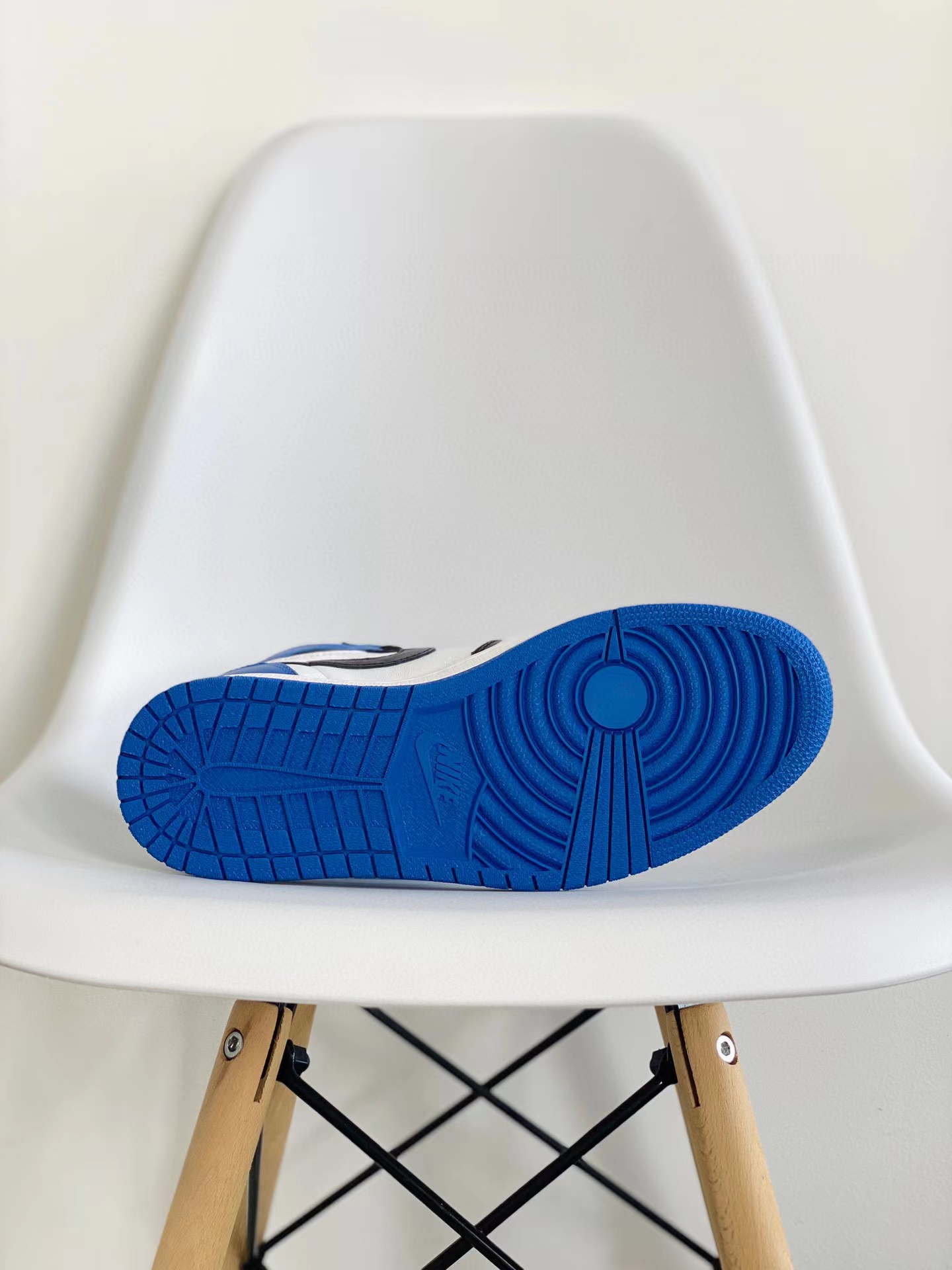 Fragment Design Air Jordan 1 AJ1 Retro 藤原浩 大閃電 篮球鞋 高筒 休闲鞋 男鞋 板鞋  716371-040