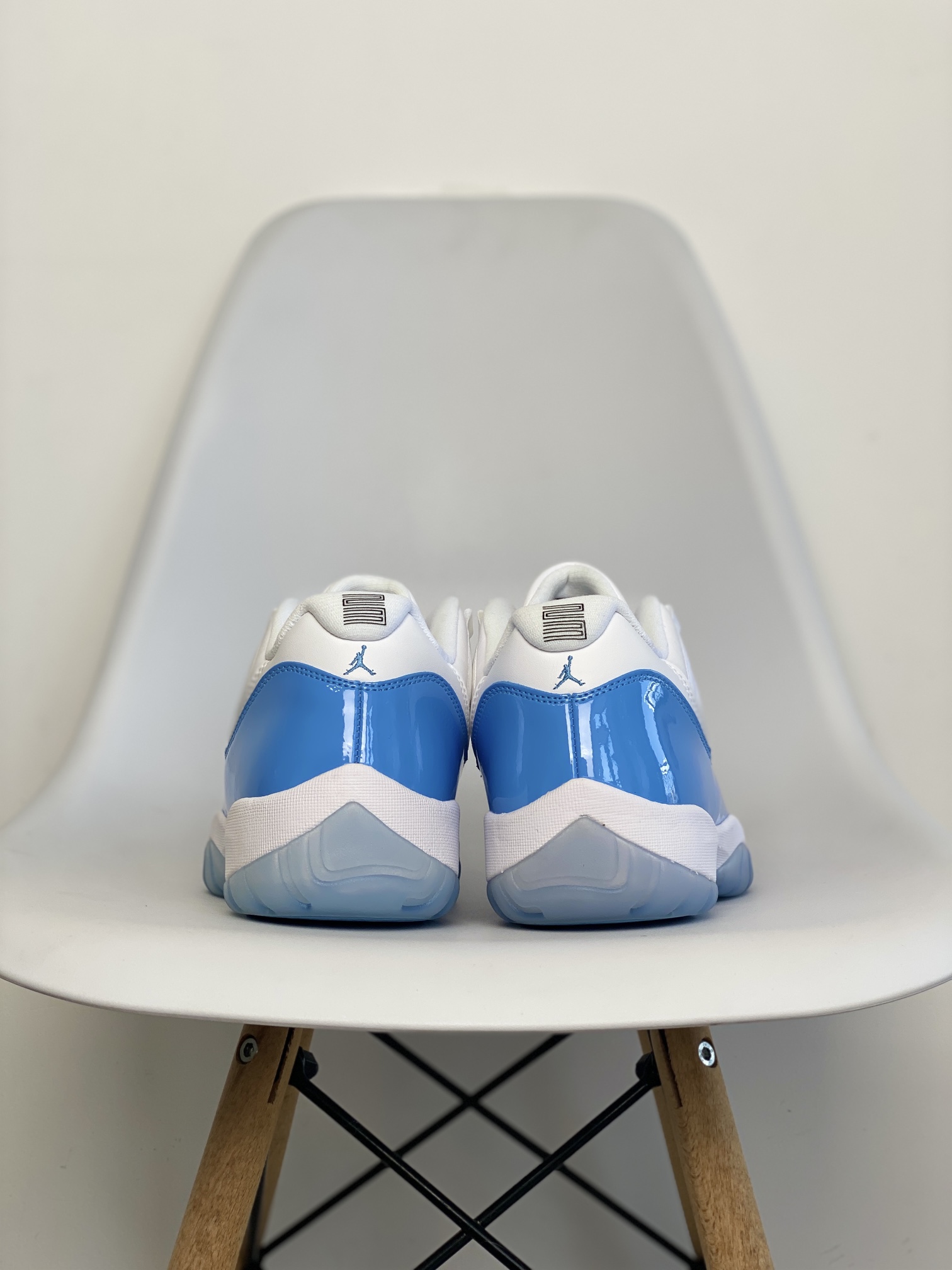 Air Jordan 11 Retro Low UNC AJ11 北卡蓝 低筒 碳板 全掌气垫 篮球鞋 球鞋 男鞋 休闲鞋 528895-106