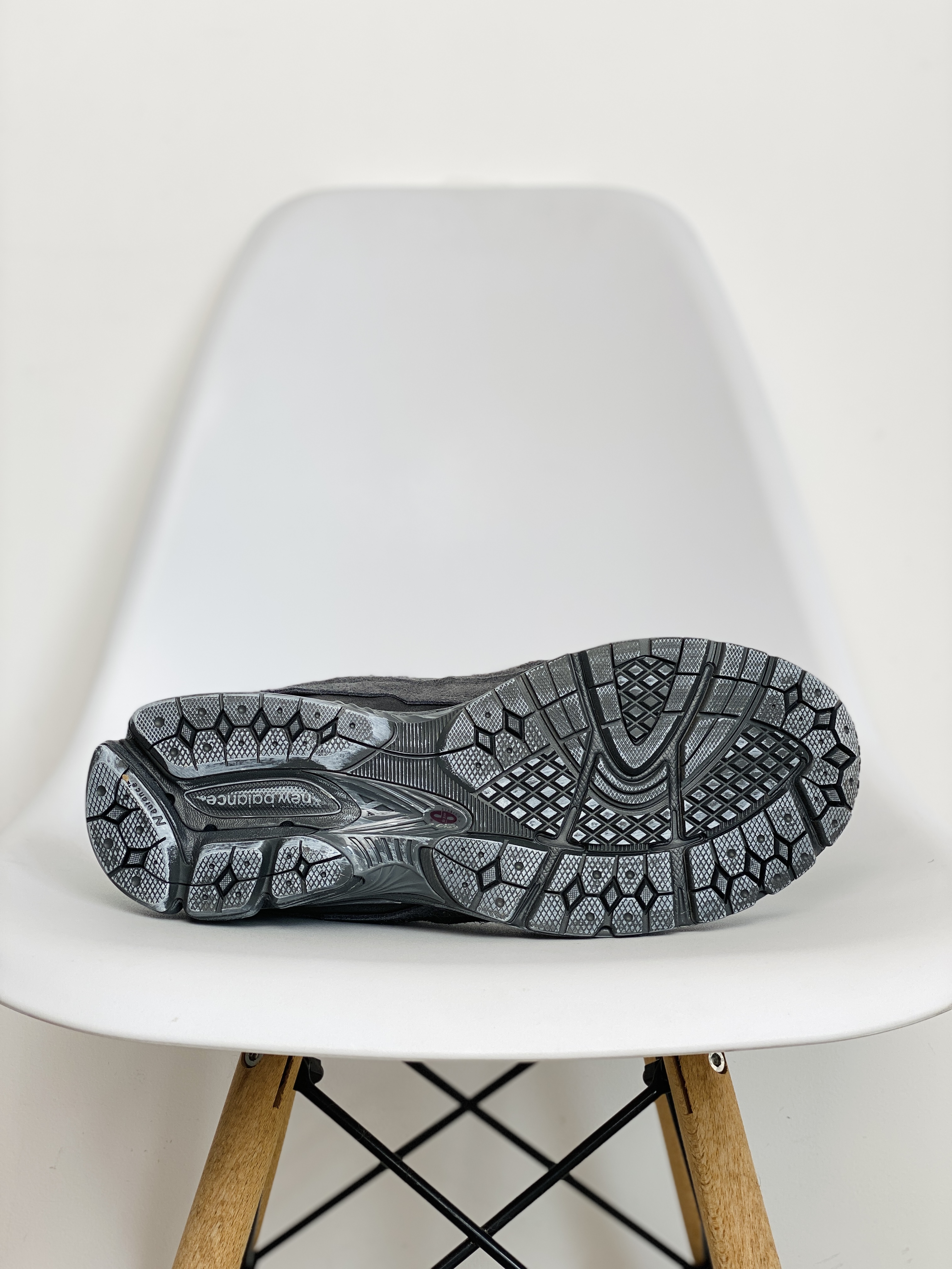 新版 New Balance 2002R Reflned Future 幻影黑  低筒 跑步鞋 运动鞋 休闲鞋 男鞋 女鞋 M2002RDB