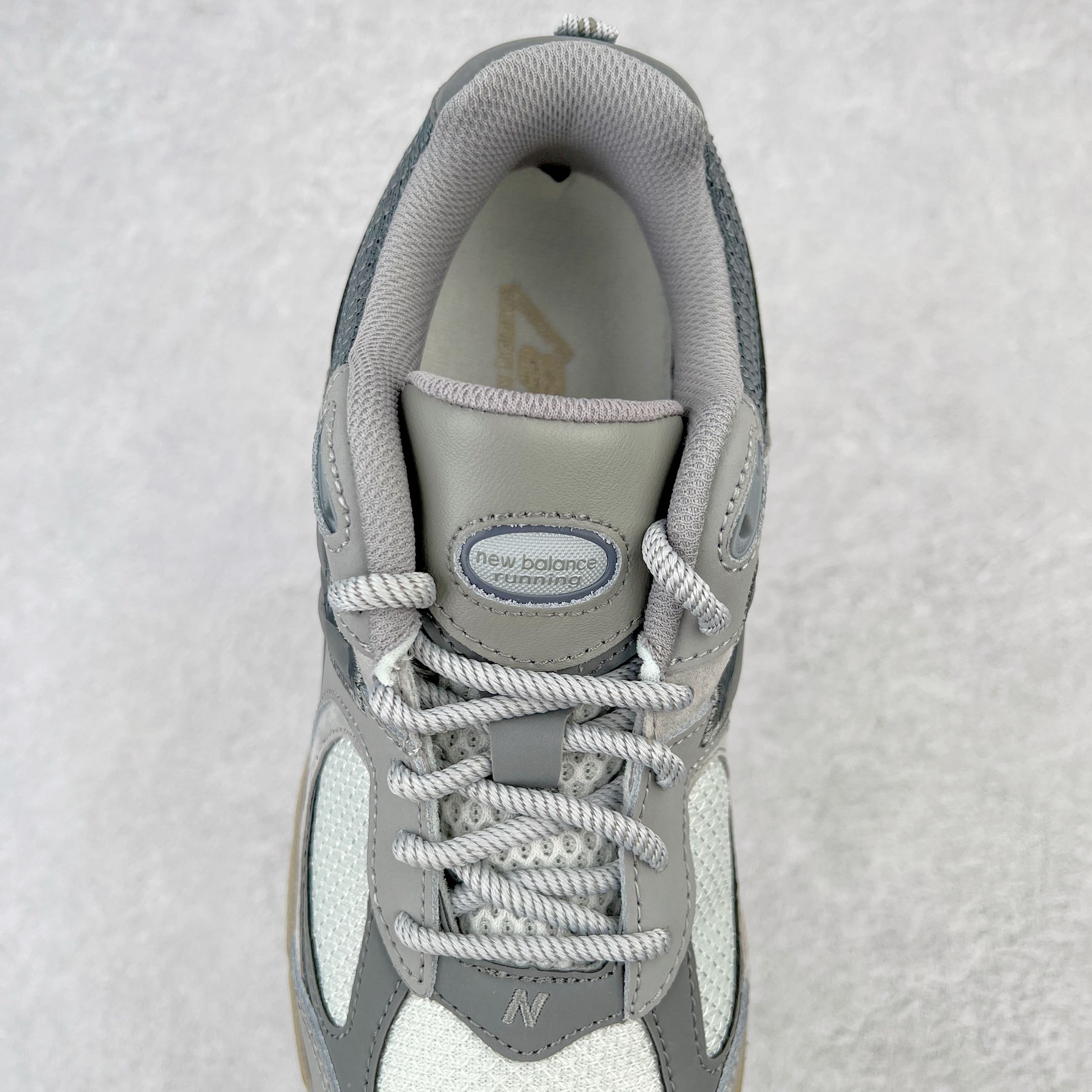 New Balance 2002R 灰色  低筒 跑步鞋 运动鞋 休闲鞋 男鞋 女鞋  