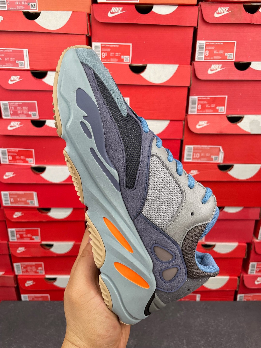 adidas originals Yeezy Boost 700 Carbon Blue 碳蓝 低筒 休闲鞋 运动鞋 老爹鞋 男鞋 女鞋 FW2498