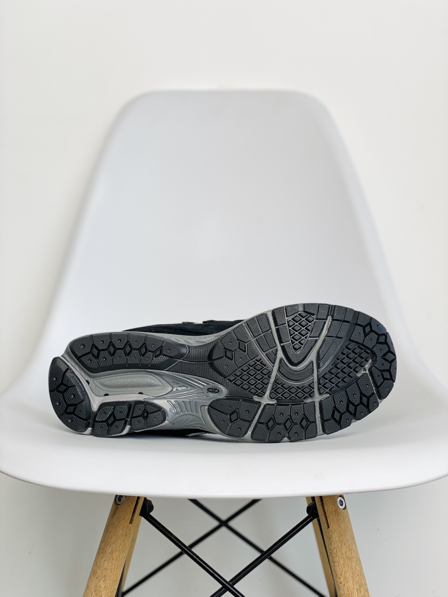 New Balance 2002R 黑灰 低筒 跑步鞋 运动鞋 休闲鞋 男鞋 女鞋 M2002RR1