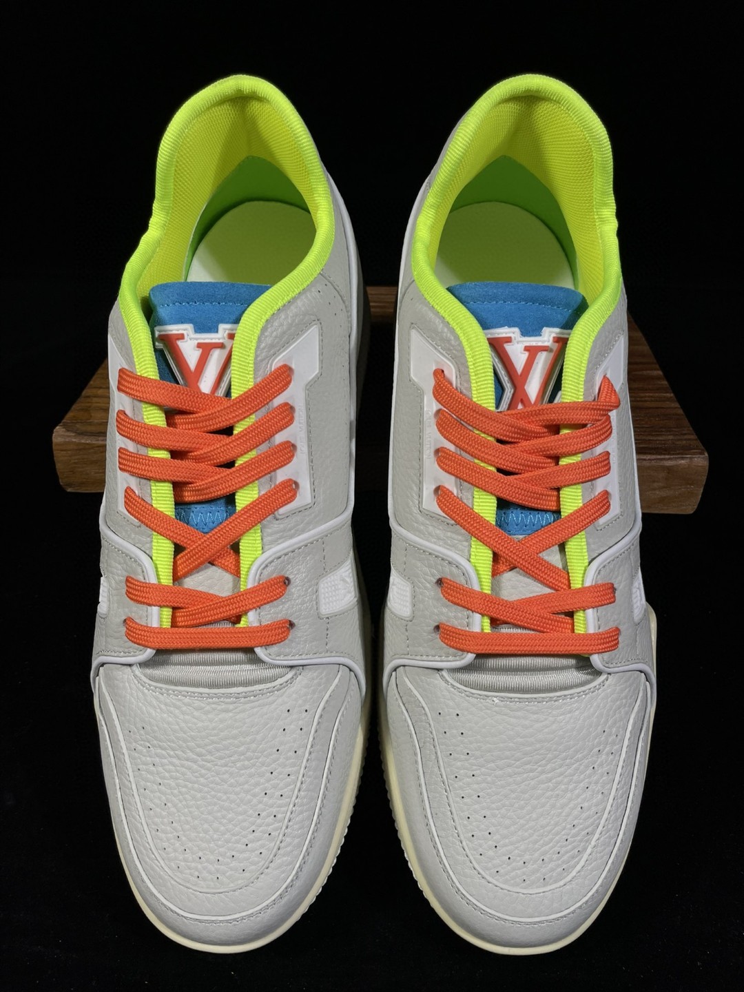 Louis Vuitton 路易威登 Trainer Upcycled 灰橙 巴黎限定 休闲鞋 板鞋 运动鞋 男鞋 女鞋 1A8W9W