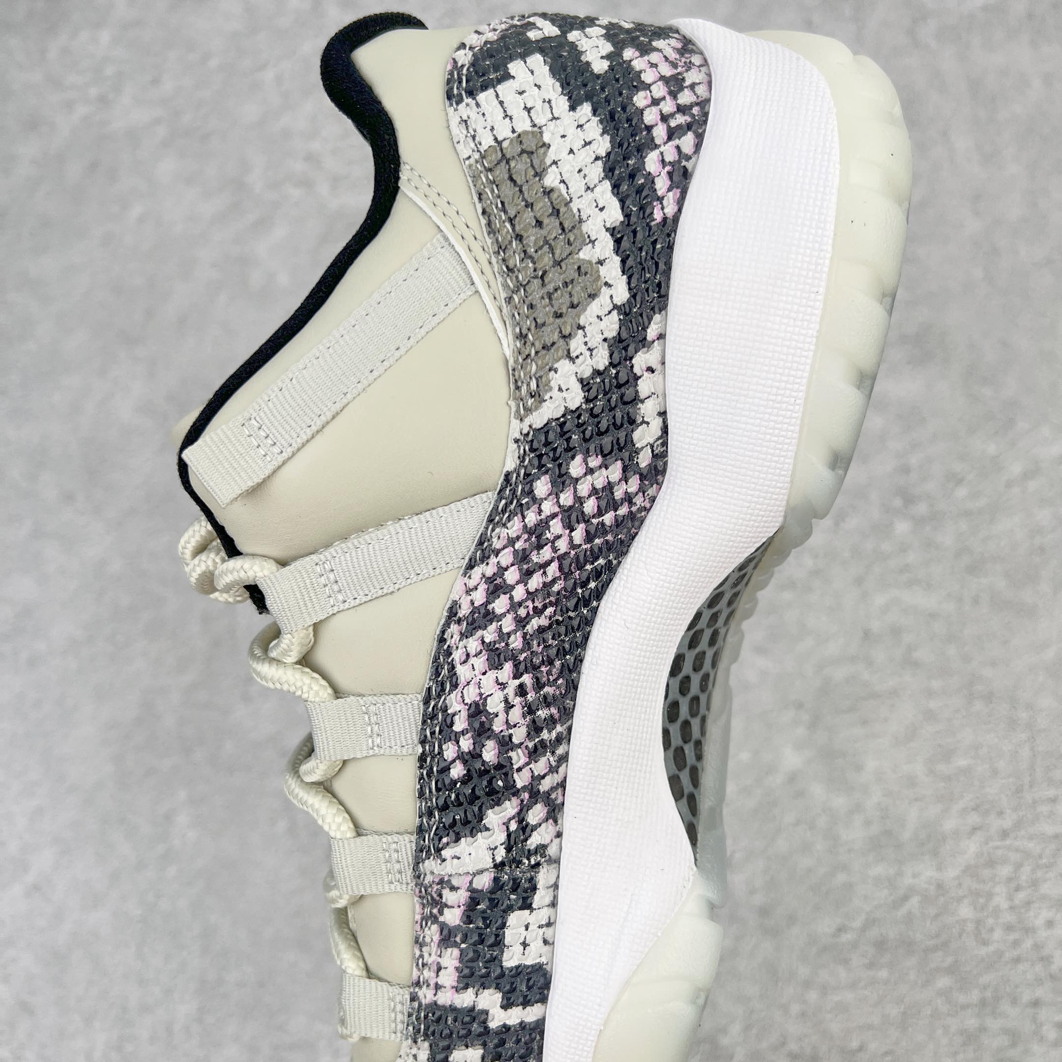 Air Jordan 11 Low Snakeskin AJ11 白蛇 蛇纹 低筒 碳板 全掌气垫 篮球鞋 球鞋 男鞋 休闲鞋 CD6846-002