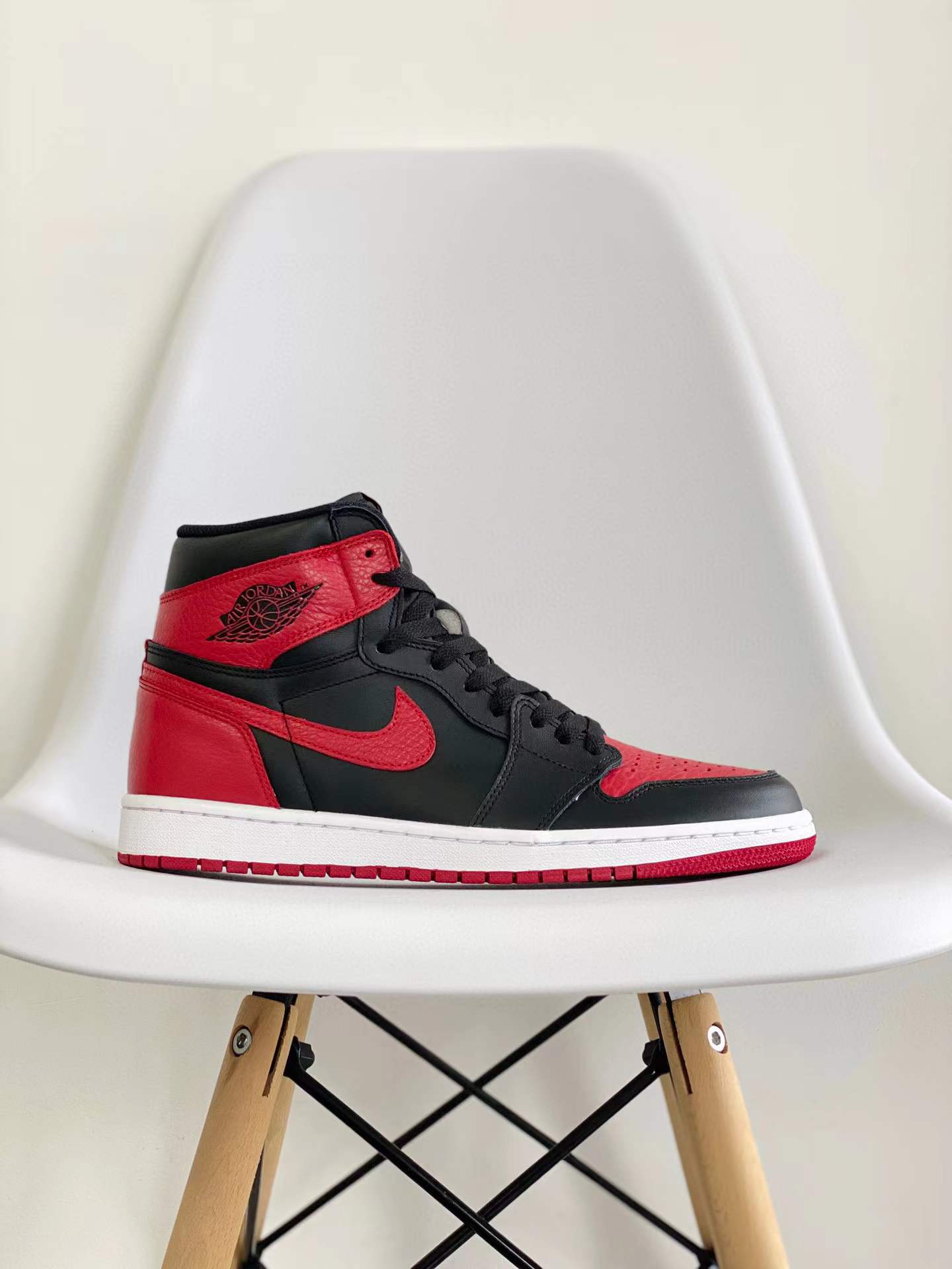 Air Jordan 1 AJ1 Retro Bred Banned 黑紅 禁穿 篮球鞋 高筒 休闲鞋 男鞋 板鞋  555088-001