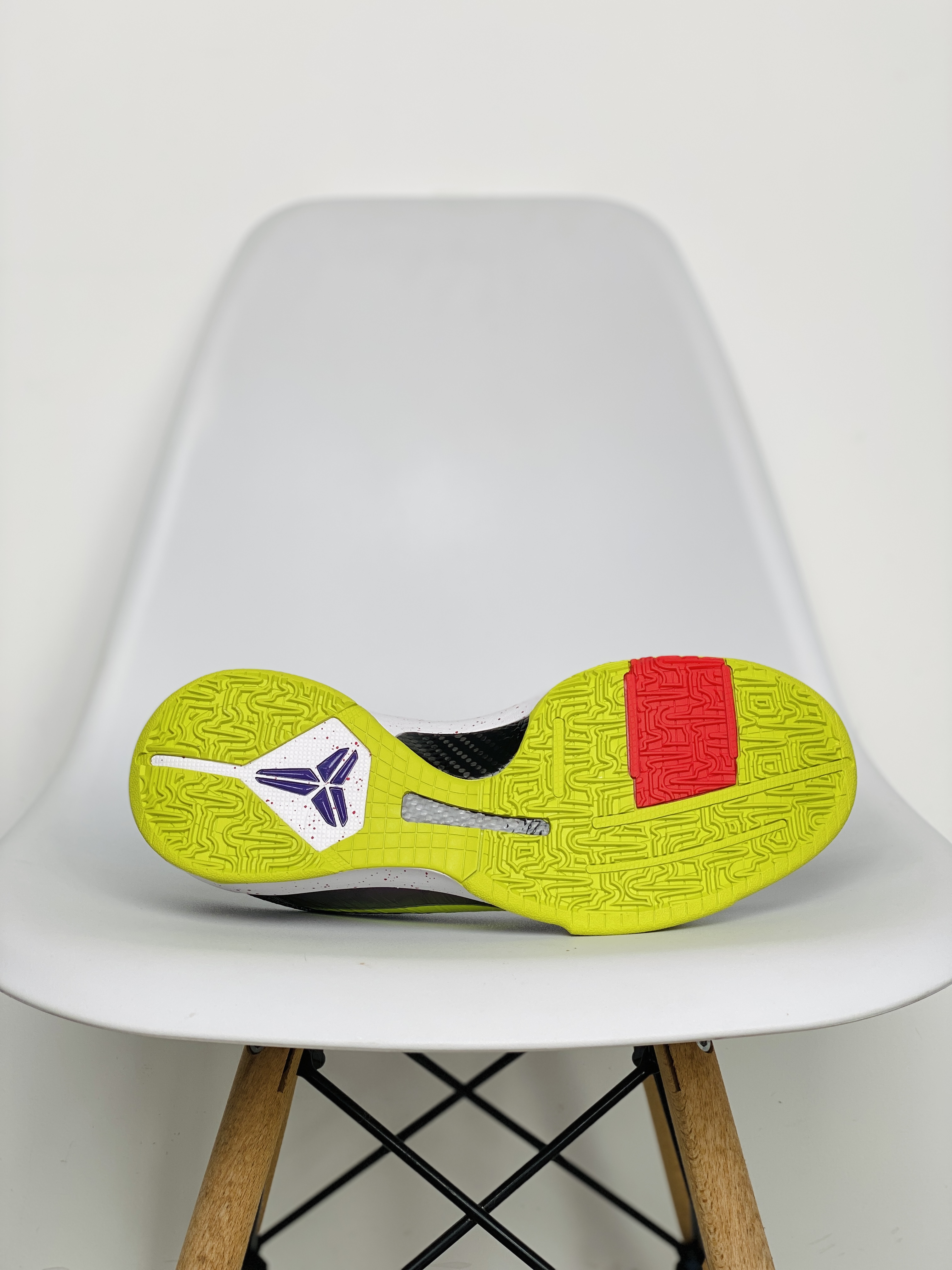 S2外貿 KOBE5 Chaos 小丑 低筒 前掌气垫 球鞋 籃球鞋 實戰鞋  真碳板 男鞋 CD4991-100