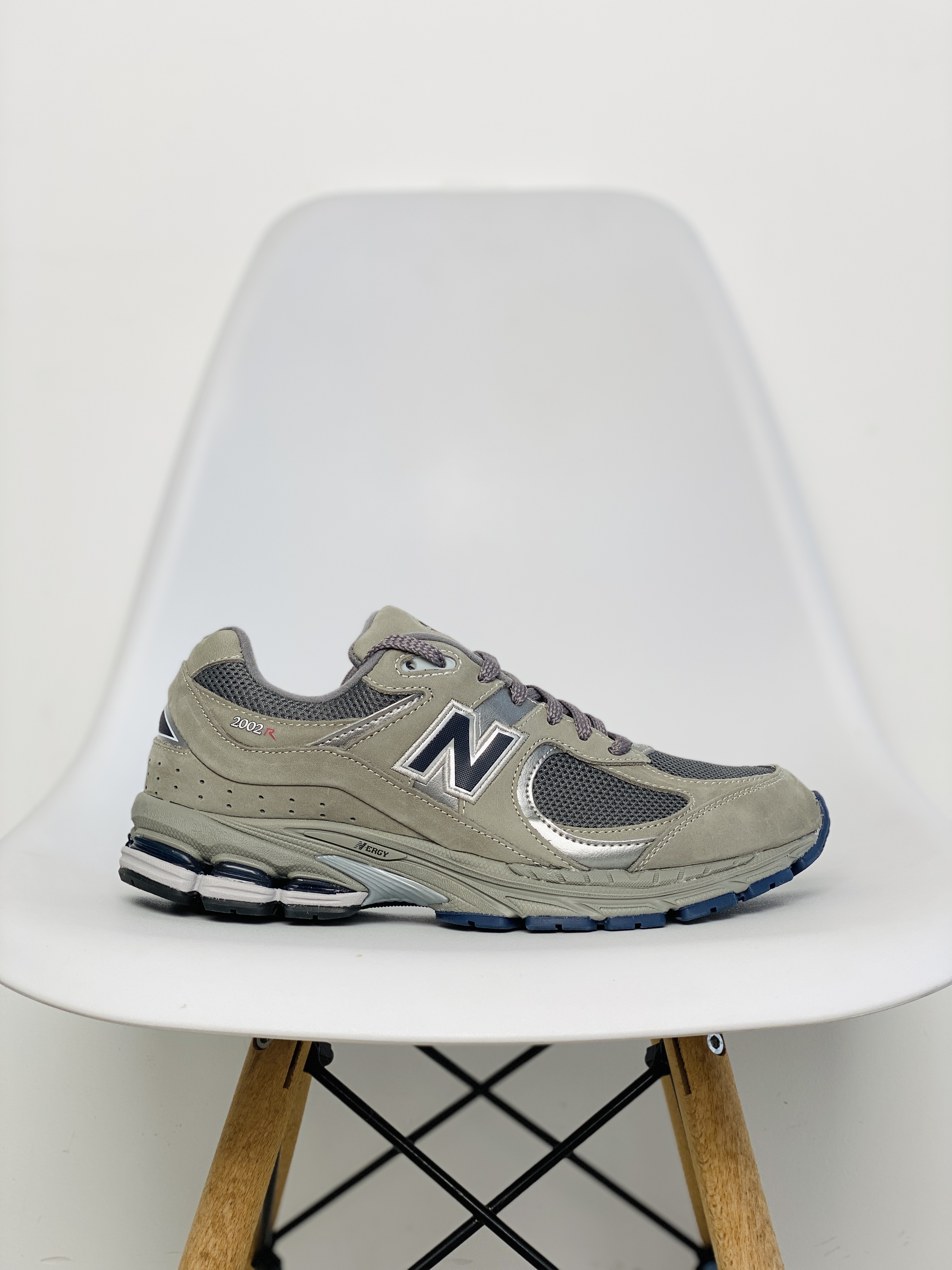 新版 New Balance 2002R  经典灰 军绿灰  低筒 跑步鞋 运动鞋 休闲鞋 男鞋 女鞋 ML2002RA