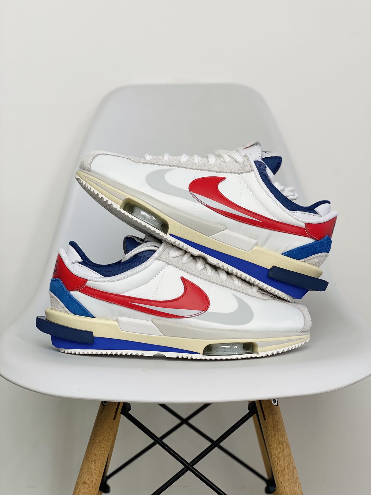 Sacai x Cortez 4.0 白红蓝 解构 低筒 复古休闲鞋 跑步鞋 板鞋 男鞋 女鞋 DQ0581-100