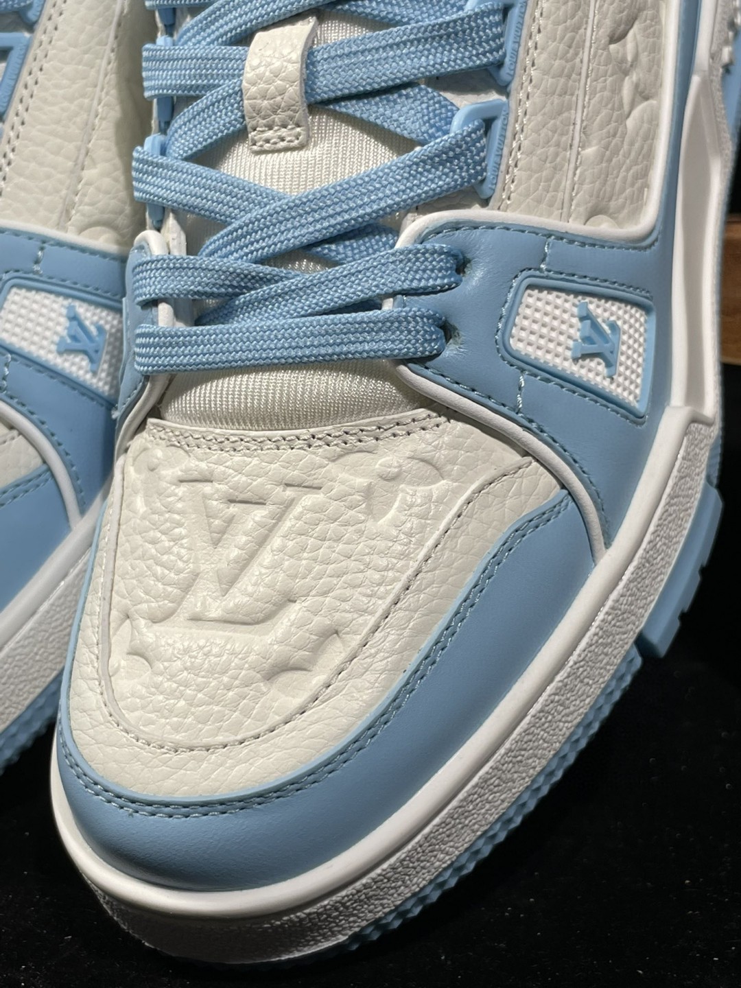 Louis Vuitton 路易威登 Trainer 白蓝 低筒 休闲鞋 板鞋 运动鞋 男鞋 女鞋 