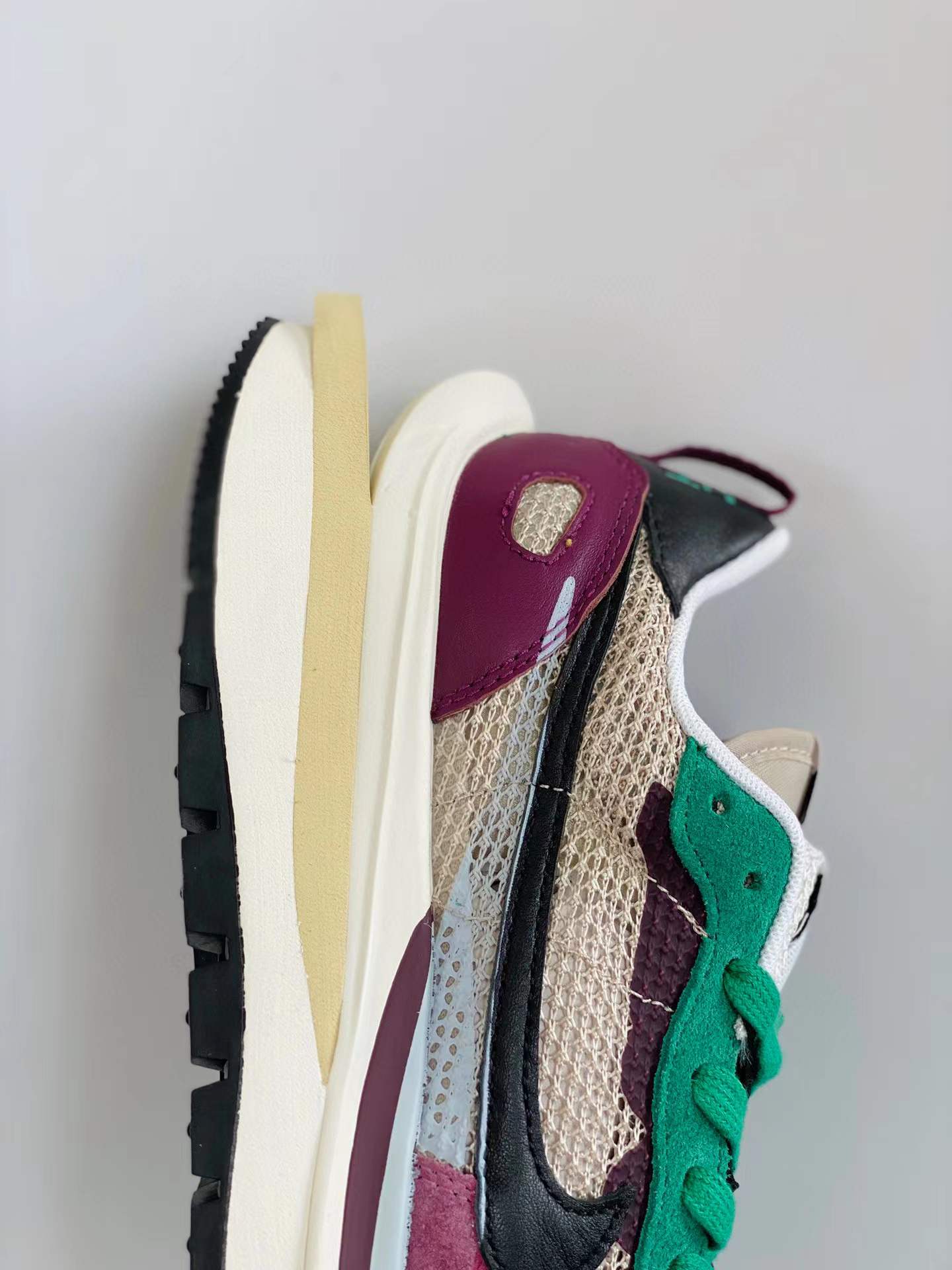 Sacai 3.0 VaporWaffle String Villain 酒红 低筒 华夫鞋 增高男女鞋 结构解构鞋 复古休闲鞋  DD3035-200