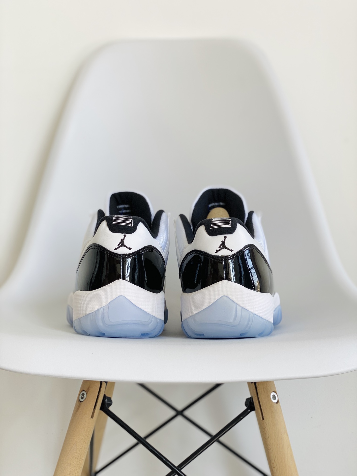 Air Jordan 11 AJ11 Retro Low Concord 黑白 康扣 低筒 碳板 全掌气垫 篮球鞋 球鞋 男鞋 休闲鞋 528895-153