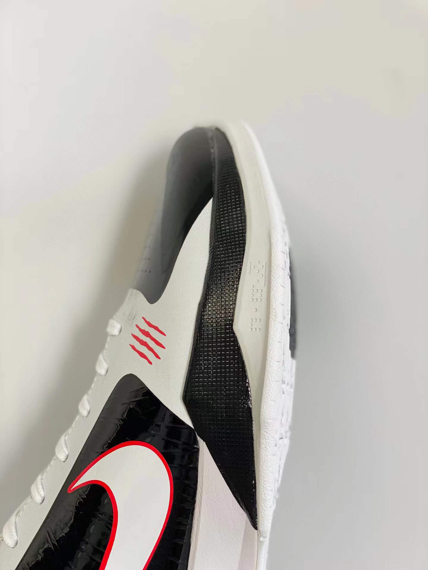 滅世純原 Kobe5 Bruce Lee Alt 科比 5 黑白李小龍  籃球鞋 球鞋 實戰鞋 前後氣墊 真碳板 CD4991-101