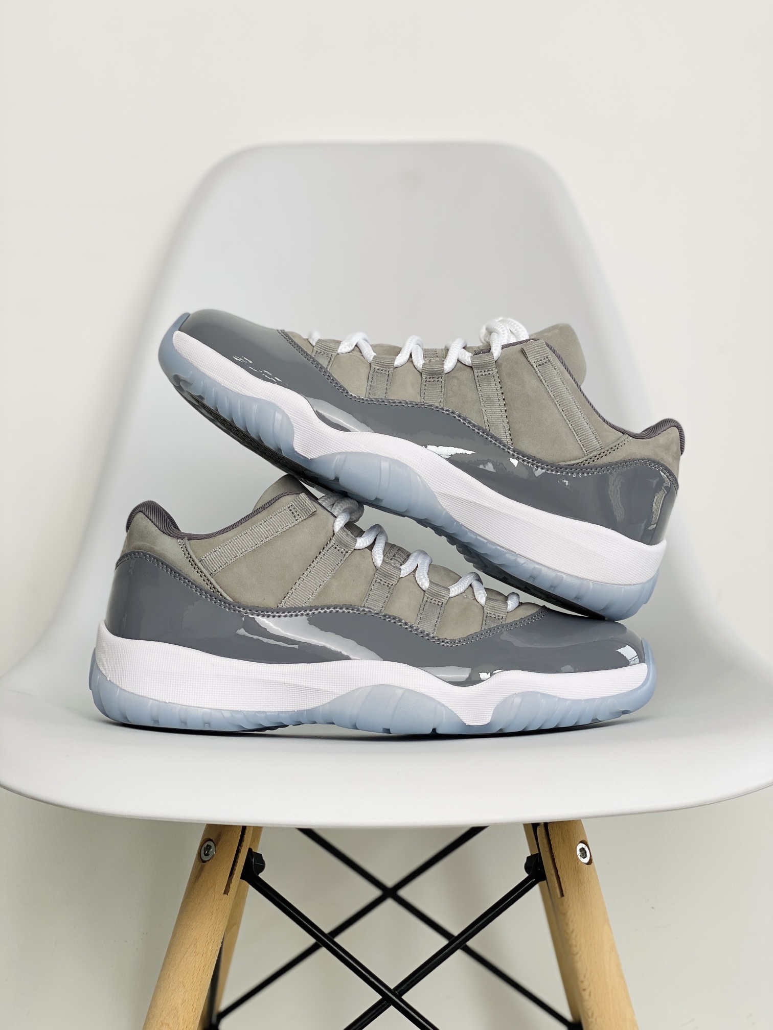 Air Jordan 11 Retro Low Cool Grey AJ11 酷灰 低筒 碳板 全掌气垫 篮球鞋 球鞋 男鞋 休闲鞋 528895-003