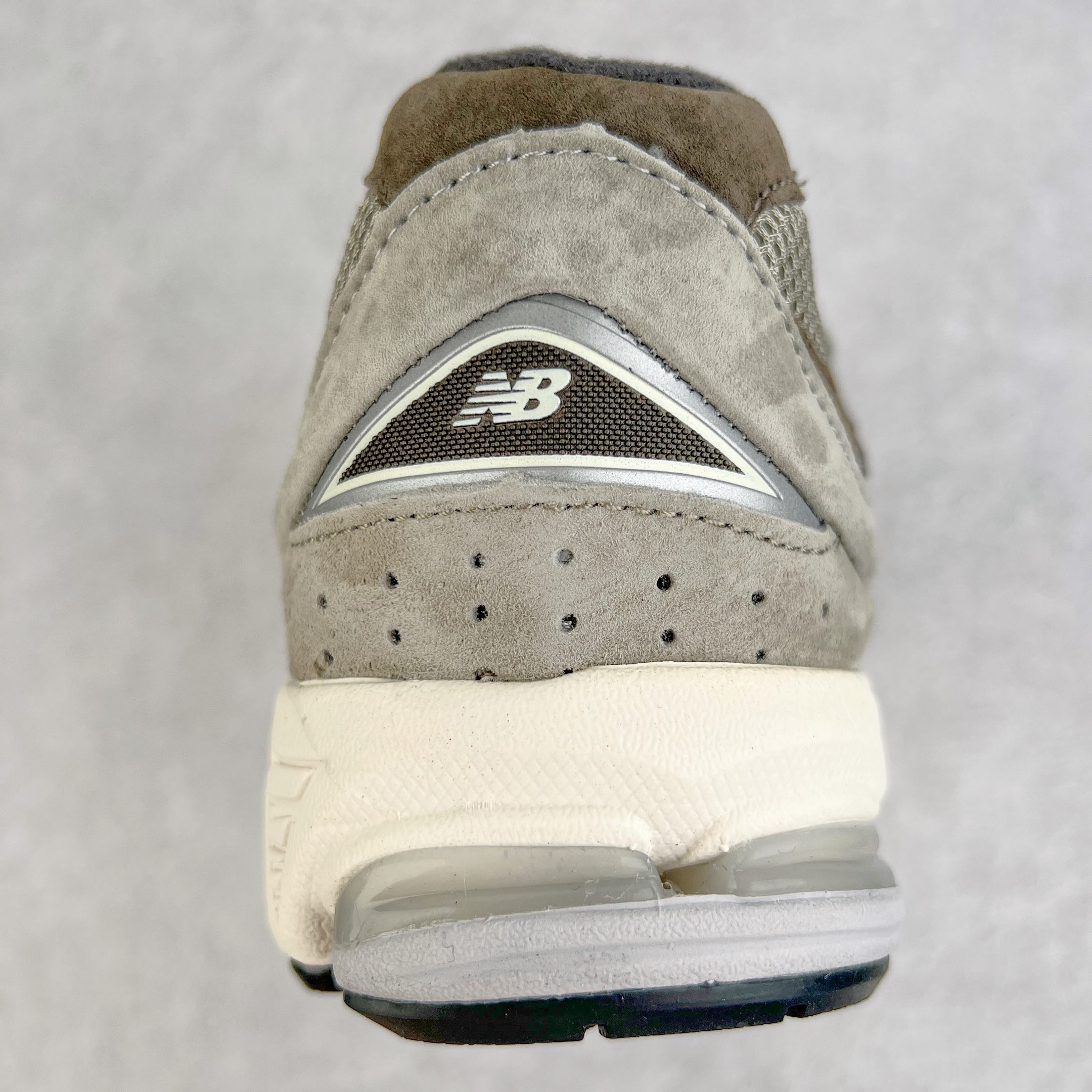 New Balance 2002R 灰 低筒 跑步鞋 运动鞋 休闲鞋 男鞋 女鞋 