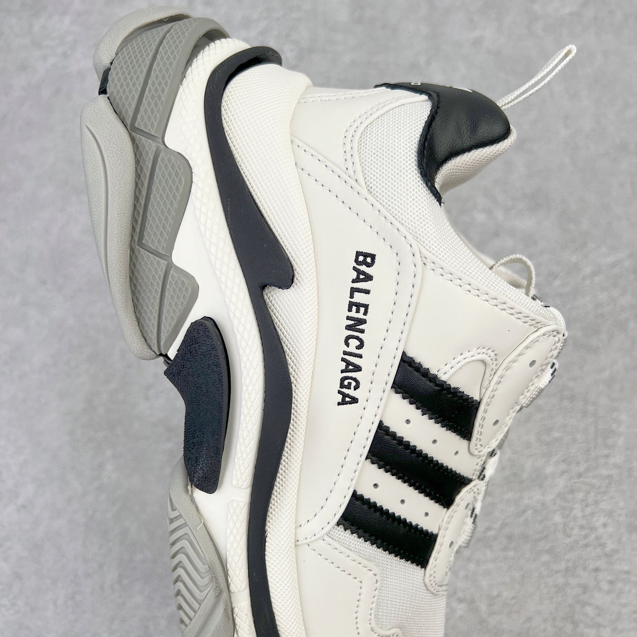 Adidas Balenciaga Track 巴黎世家 白色 老爹鞋 运动 复古板鞋 休闲鞋 男鞋 女鞋 710021W2ZB19112