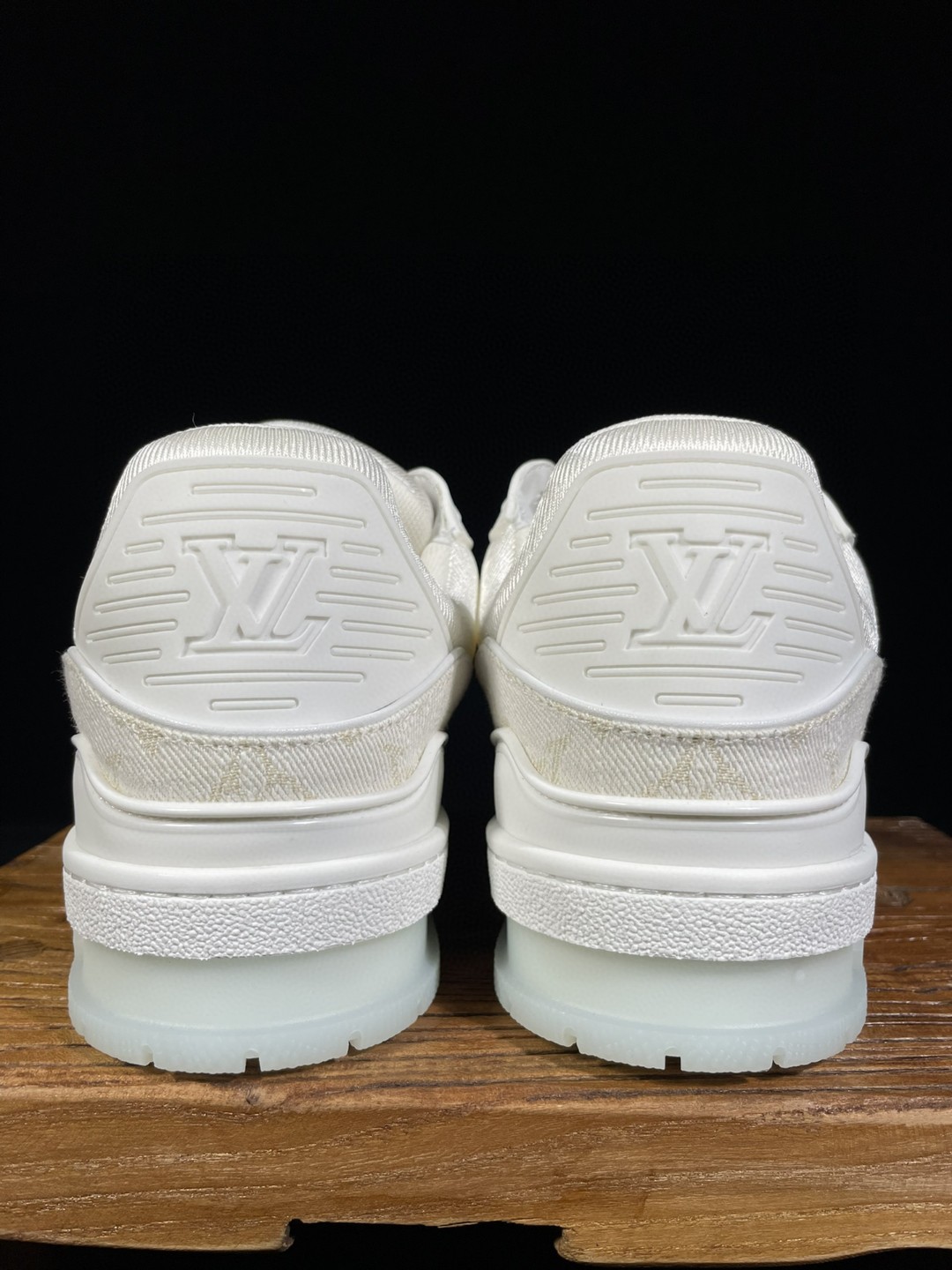 Louis Vuitton路易威登 Trainer 白色 皮革 低筒 休闲鞋 板鞋 男鞋 女鞋