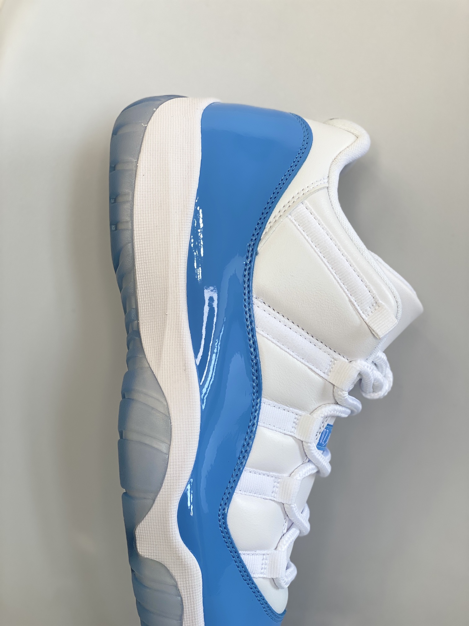 Air Jordan 11 Retro Low UNC AJ11 北卡蓝 低筒 碳板 全掌气垫 篮球鞋 球鞋 男鞋 休闲鞋 528895-106