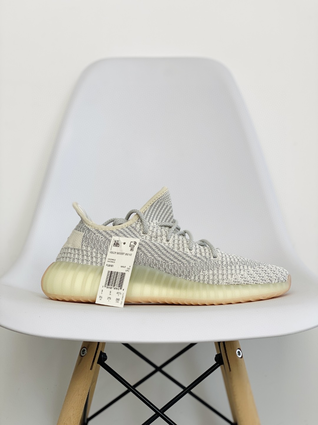 adidas originals Yeezy Boost 350 V2 Lundmark 芝麻白 低筒 休闲鞋 运动鞋 男鞋 女鞋  FU9161