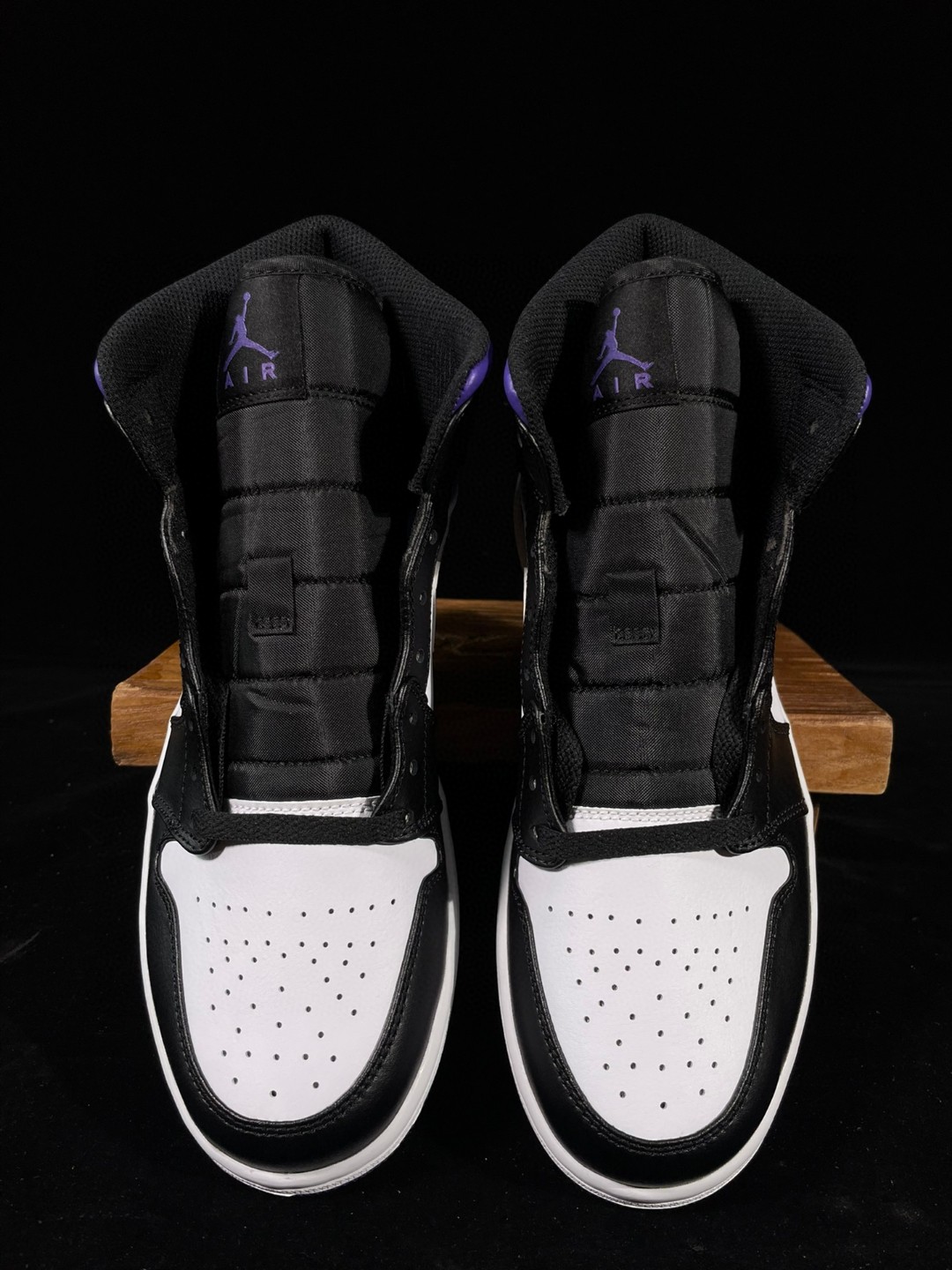 Air Jordan 1 Mid AJ1 黑白紫 篮球鞋 运动鞋 休闲鞋 男鞋  554724-095